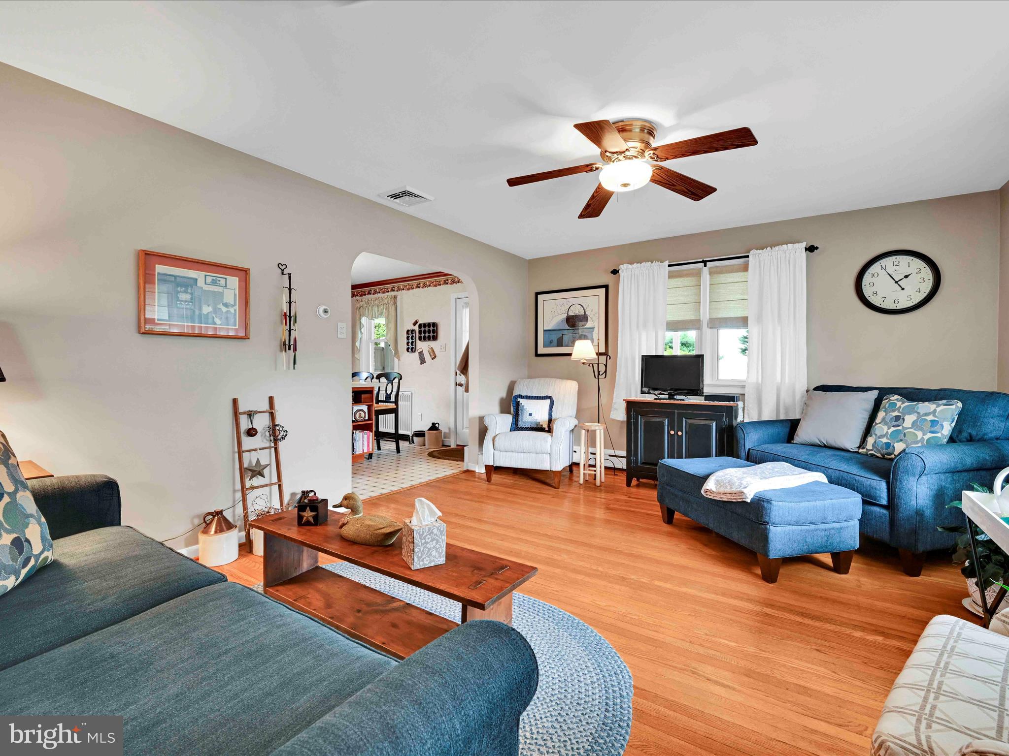 415 REDWOOD DRIVE