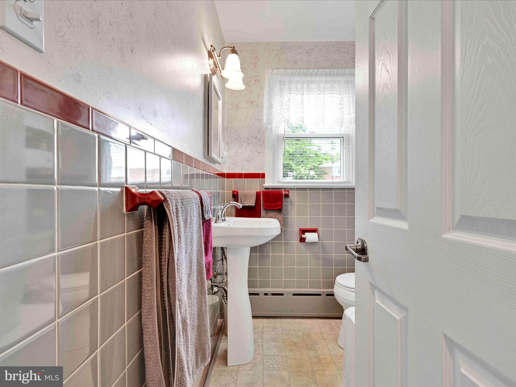 MANOR RIDGE - Residential