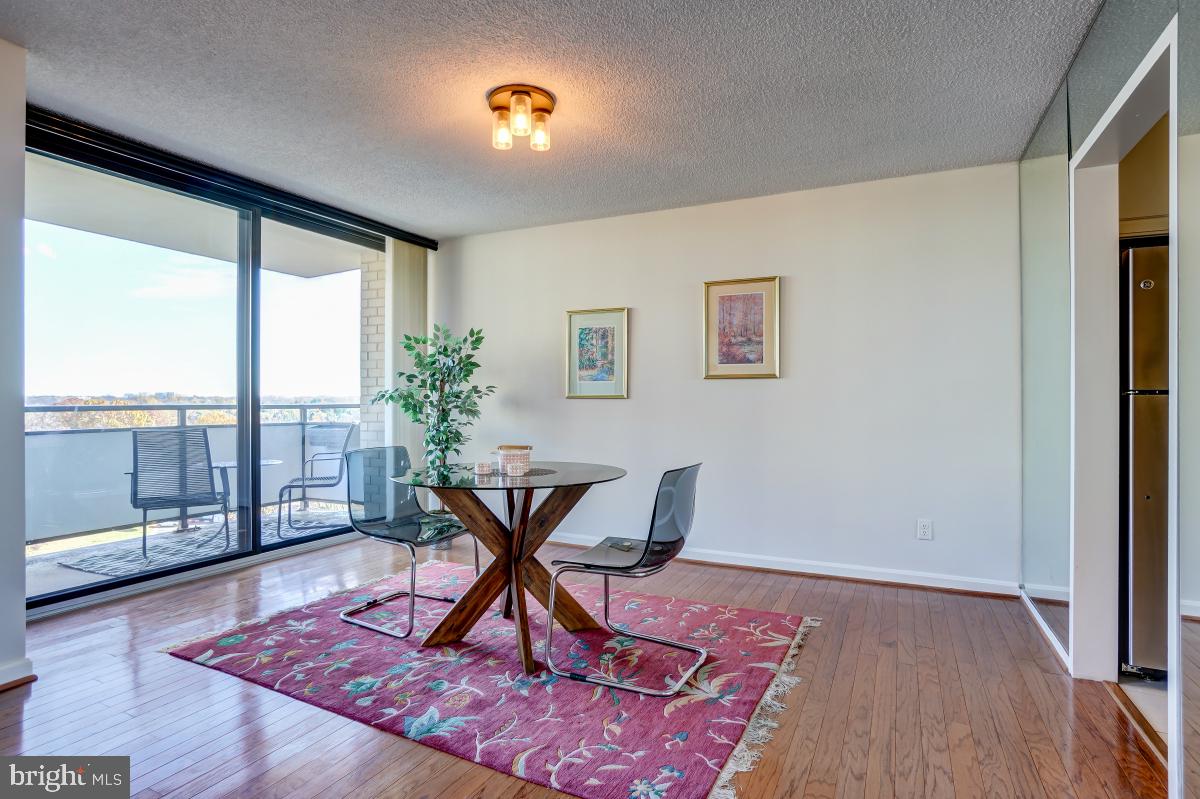 ALTA VISTA - Residential