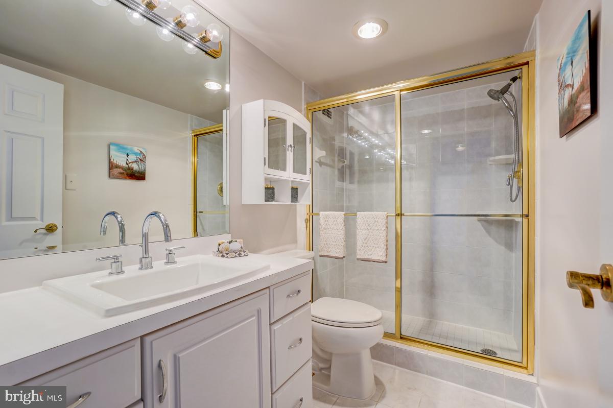 ALTA VISTA - Residential