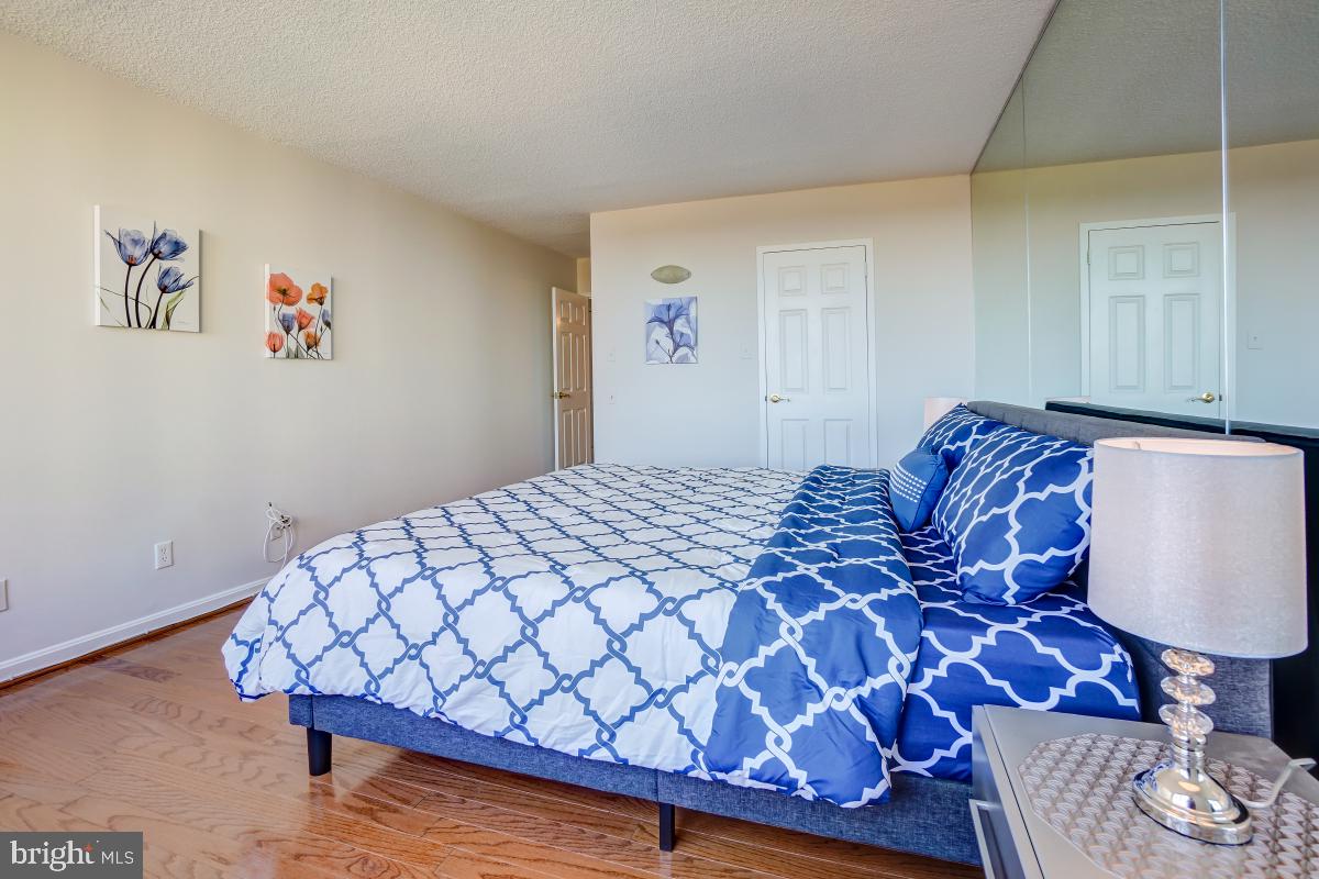 ALTA VISTA - Residential