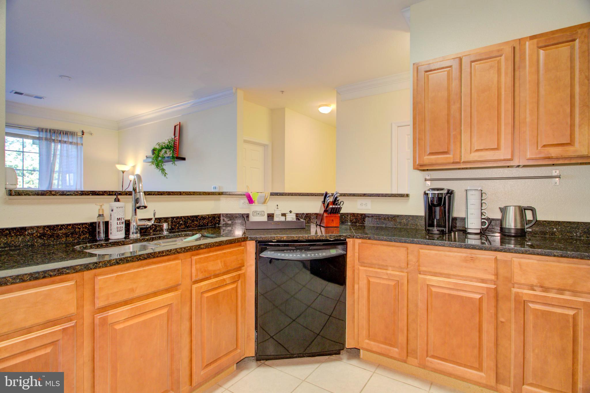 GATES OF MCLEAN - Residential