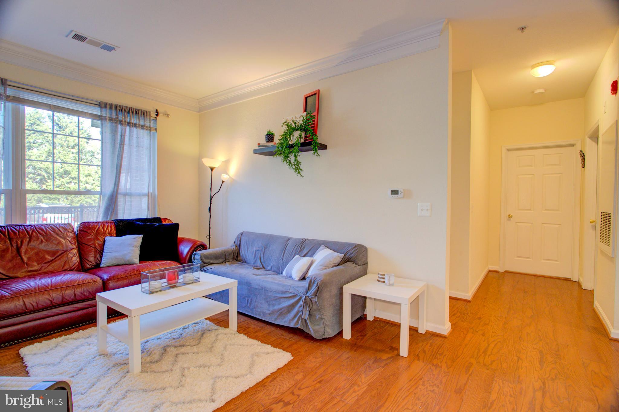 GATES OF MCLEAN - Residential