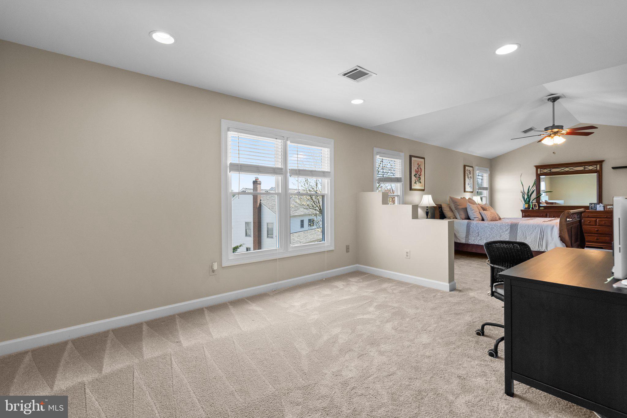 OAK GROVE - Residential