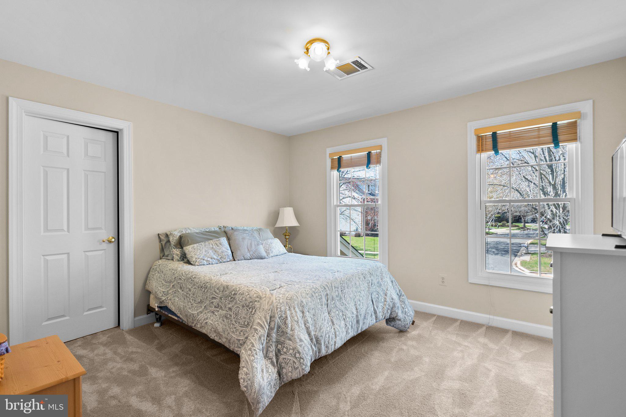 OAK GROVE - Residential