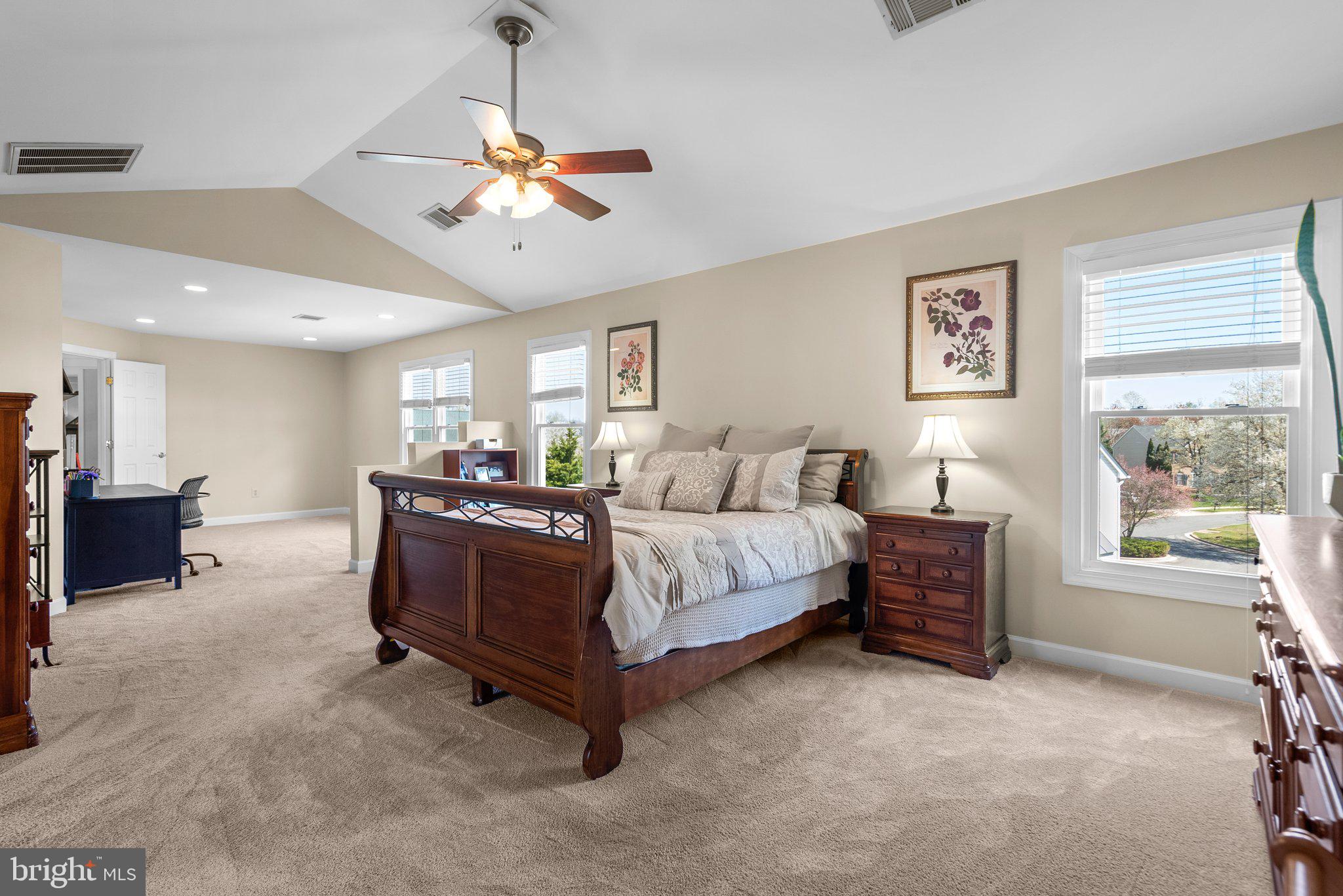 OAK GROVE - Residential