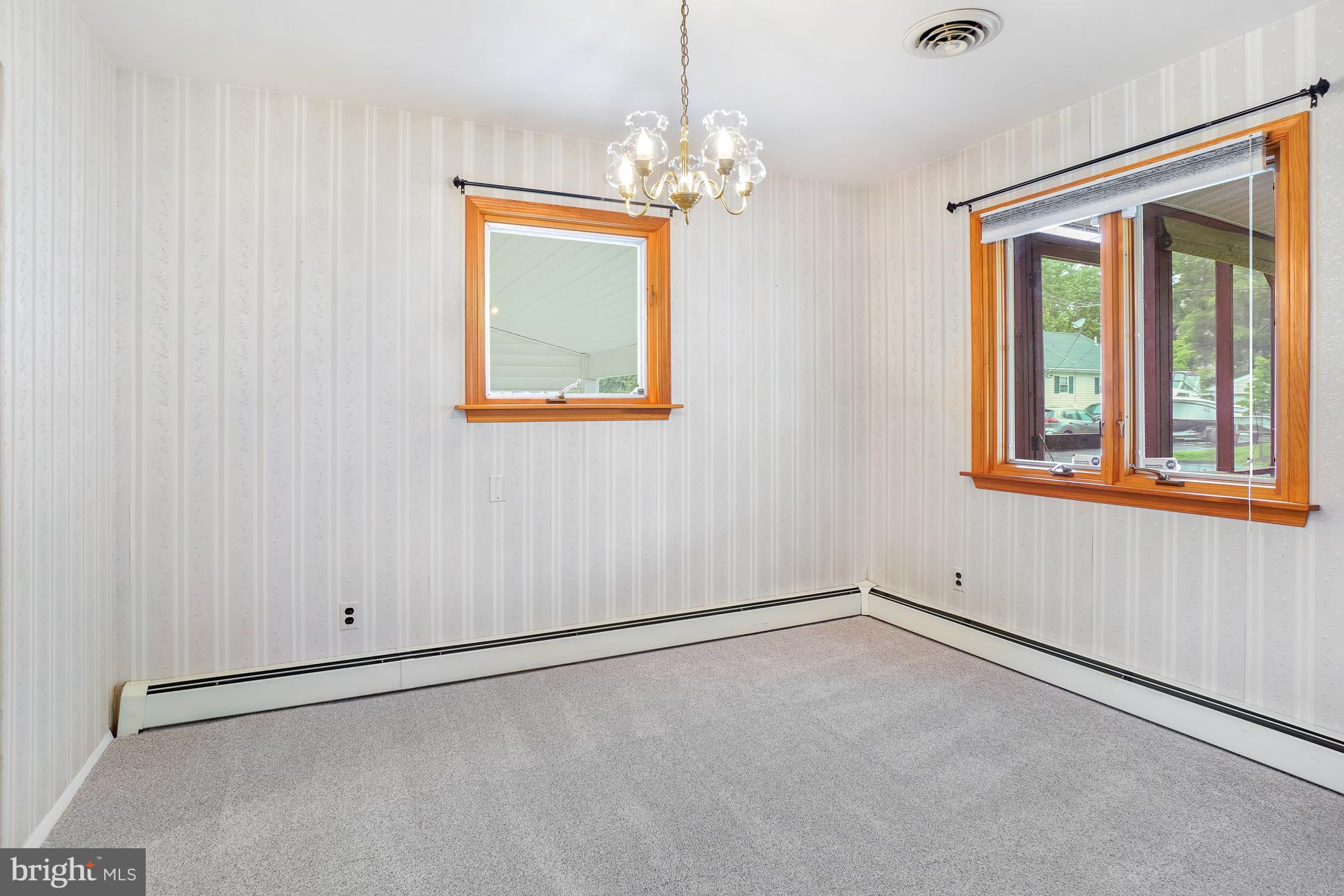 CEDARHURST - Residential