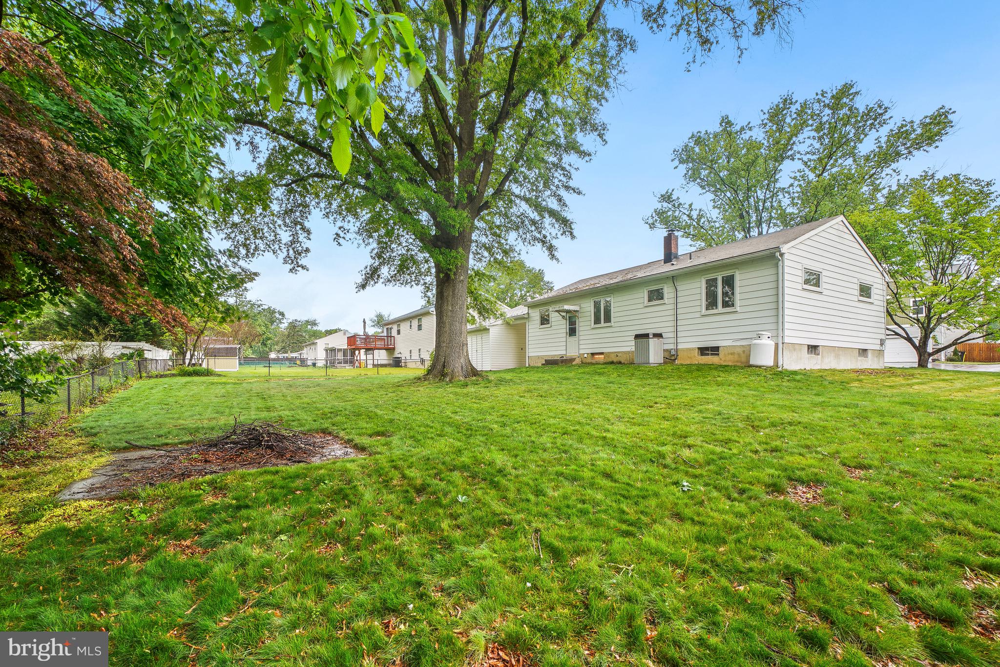CEDARHURST - Residential