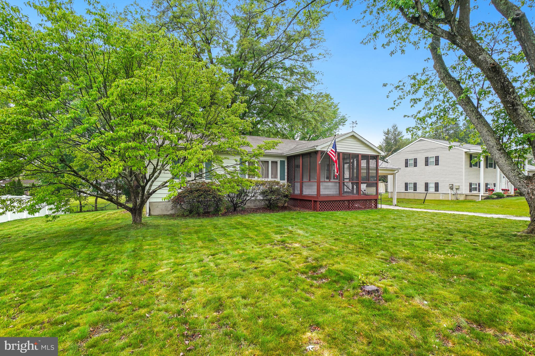 CEDARHURST - Residential
