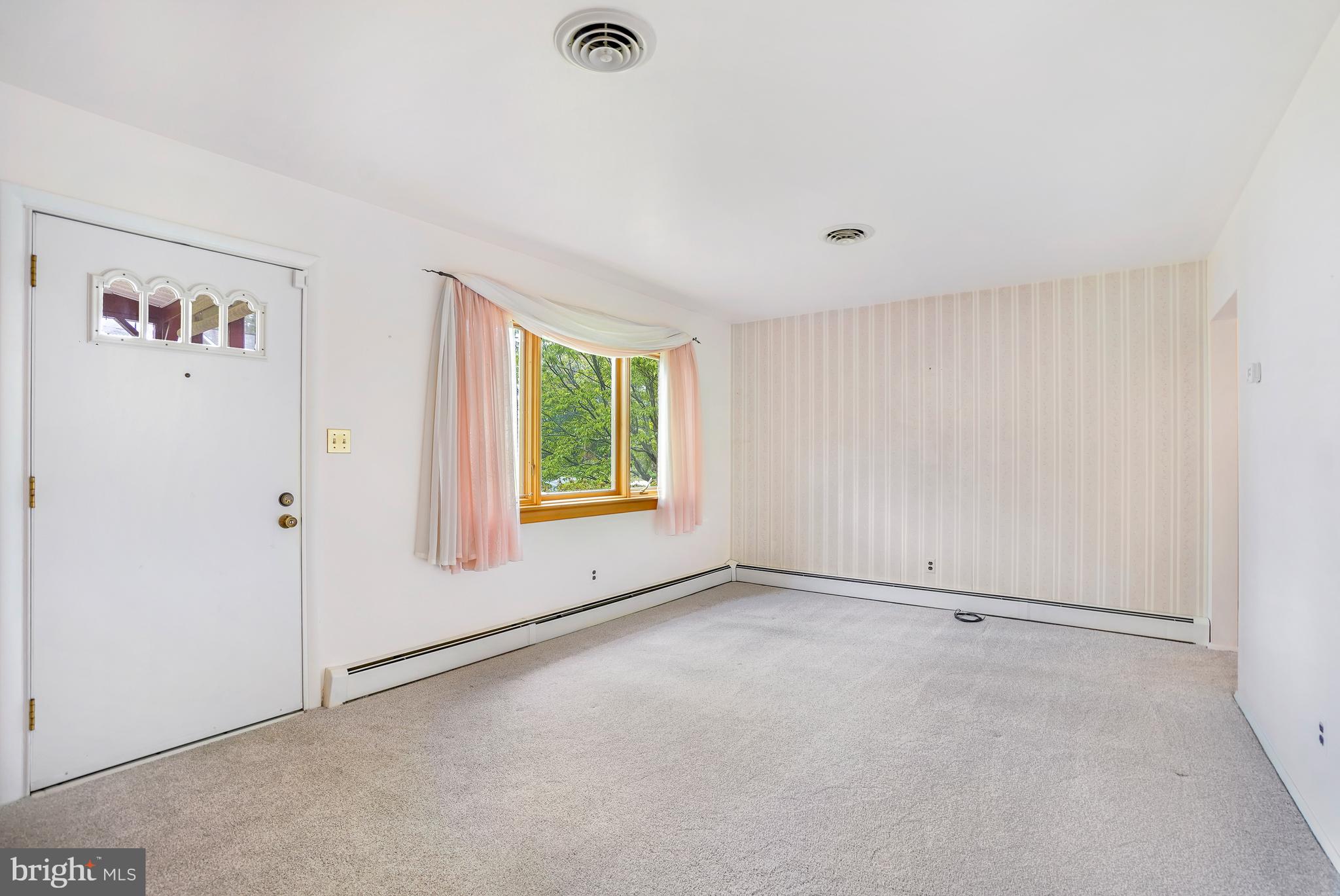 CEDARHURST - Residential