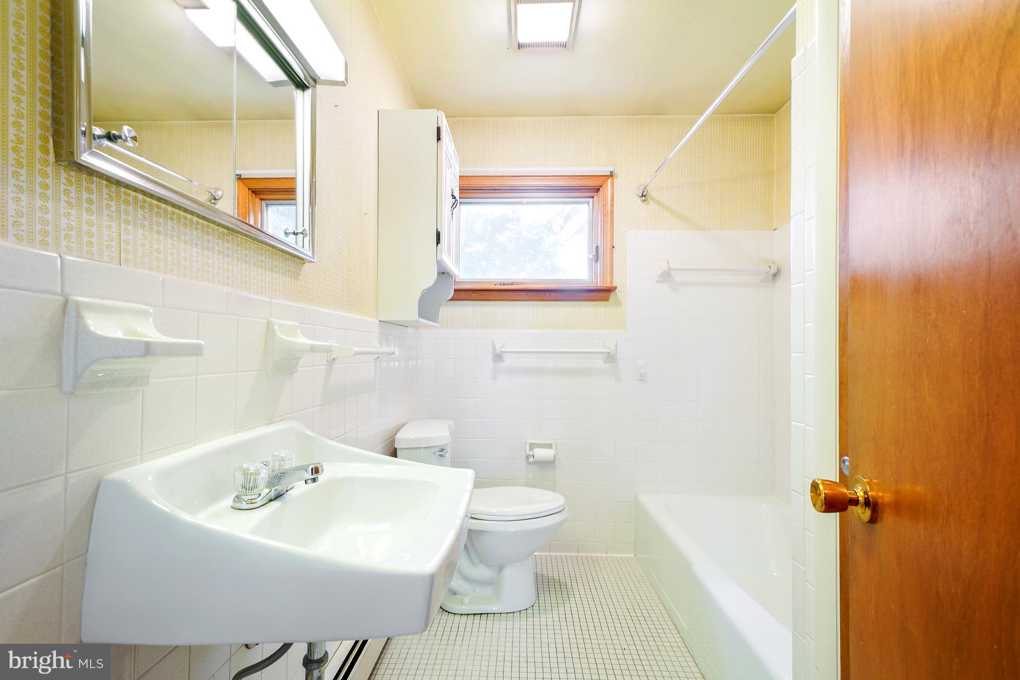 CEDARHURST - Residential
