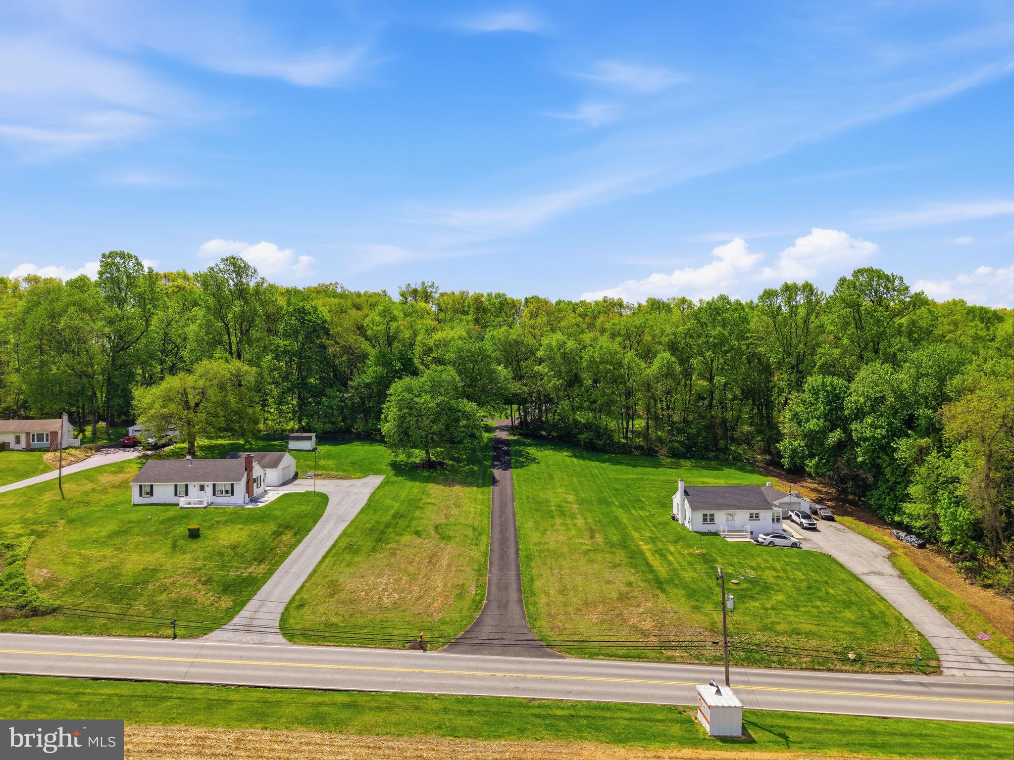 WILLOW ROCK - Residential
