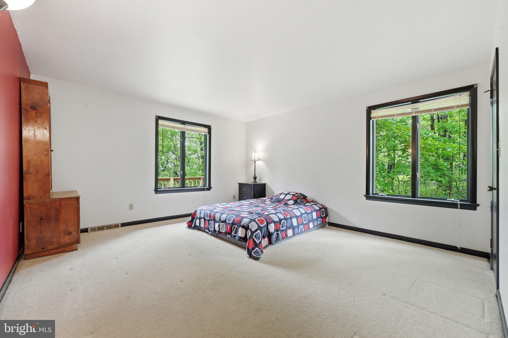 WILLOW ROCK - Residential