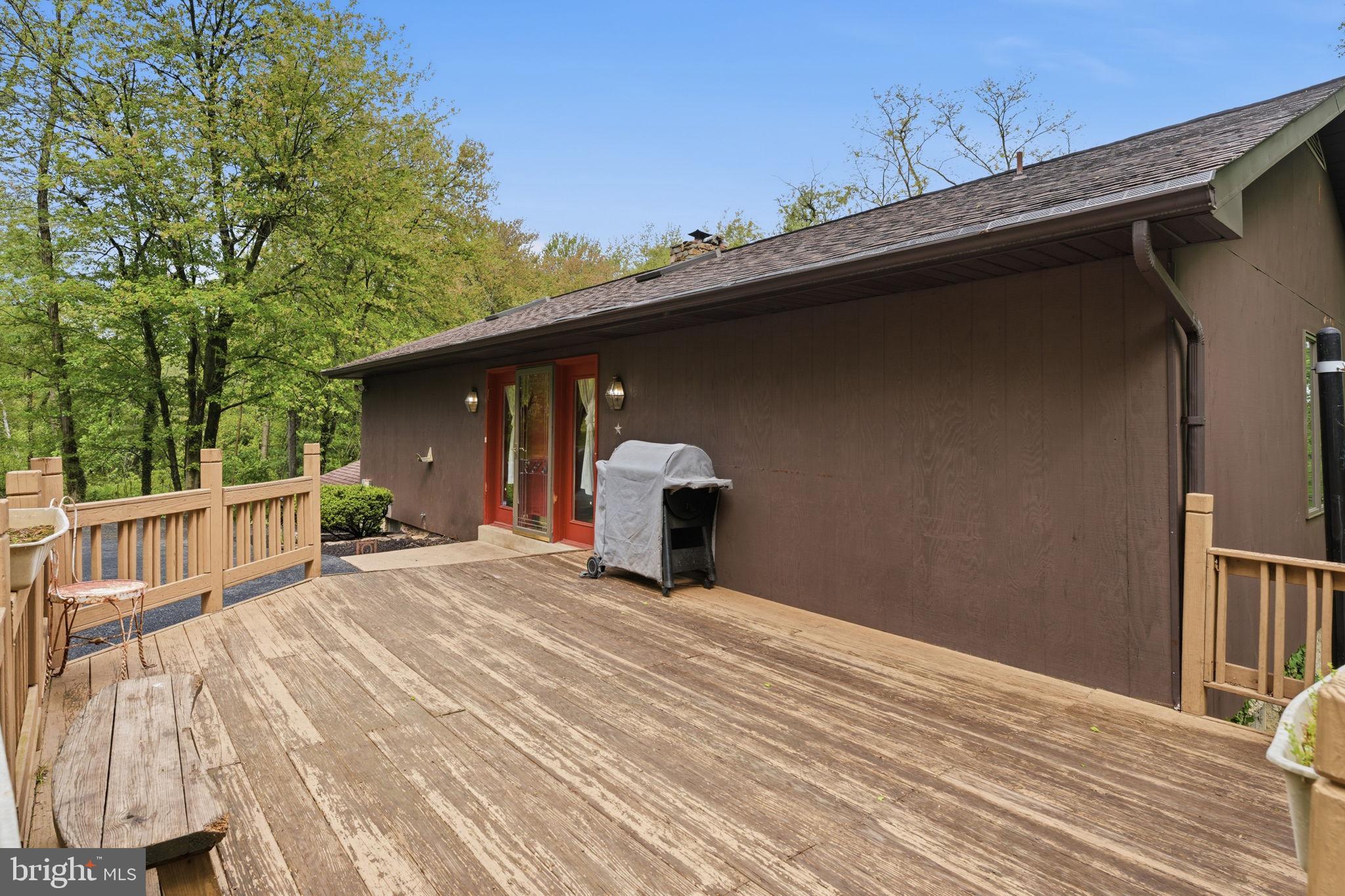 WILLOW ROCK - Residential
