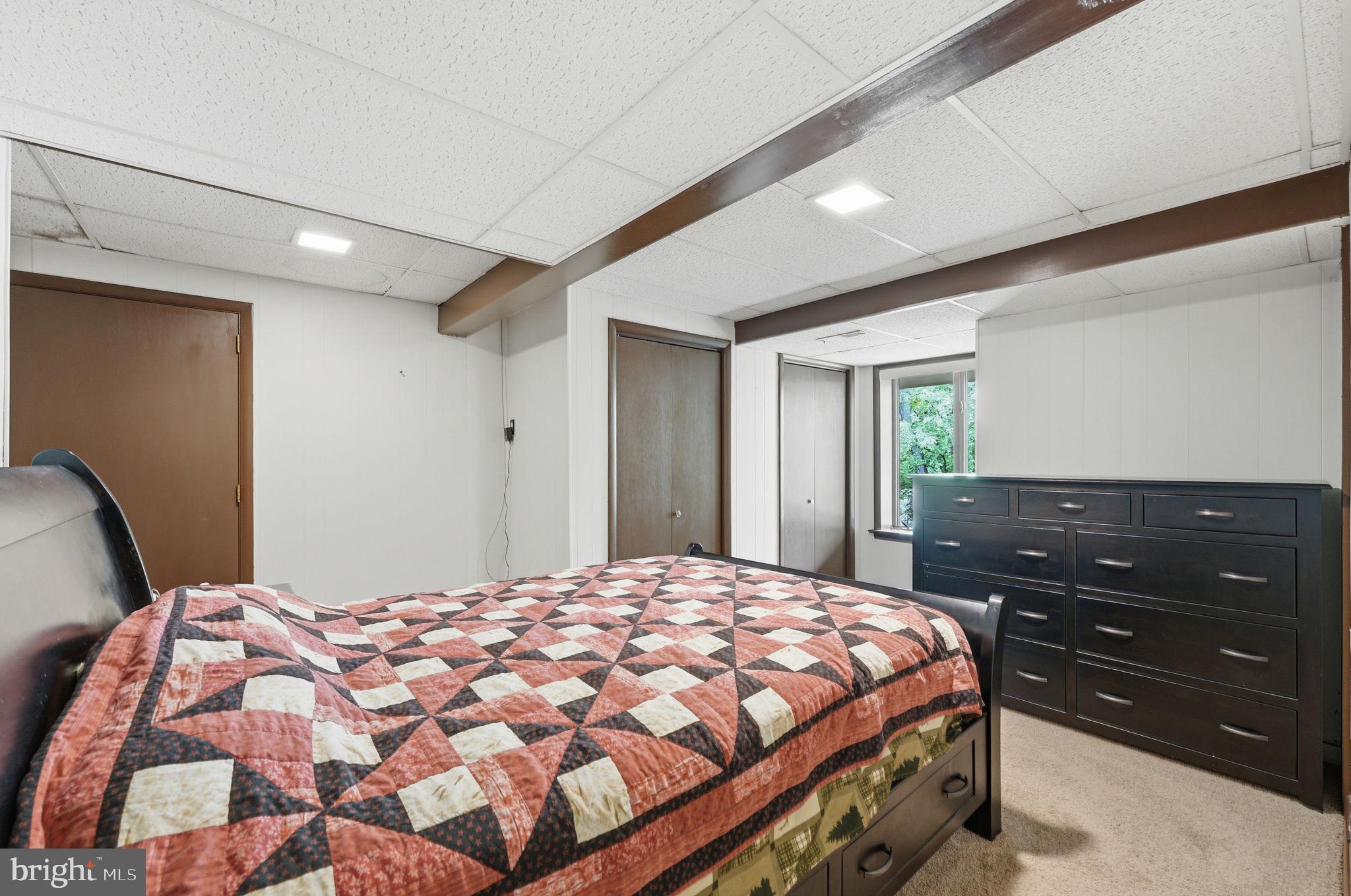 WILLOW ROCK - Residential