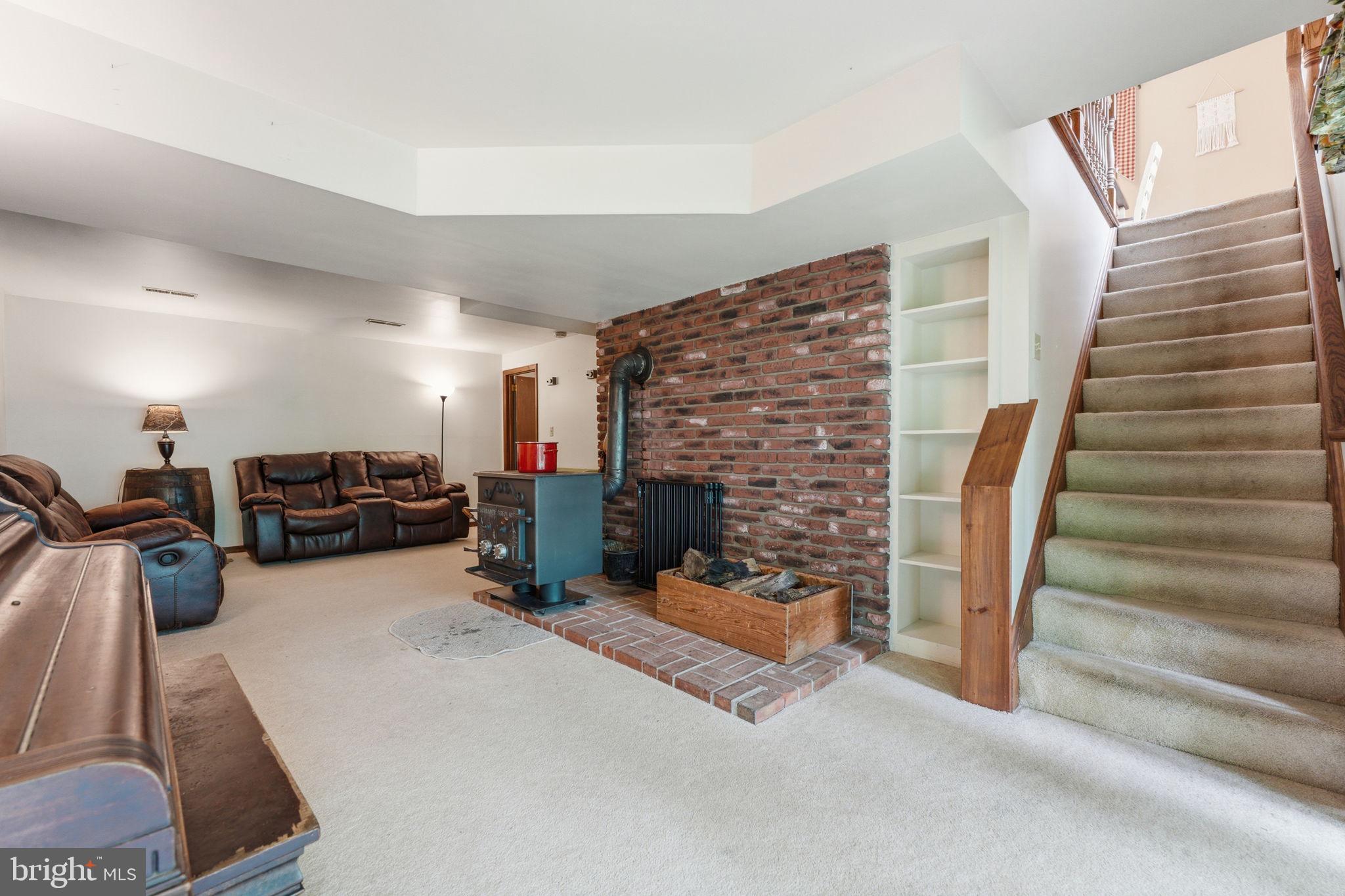WILLOW ROCK - Residential