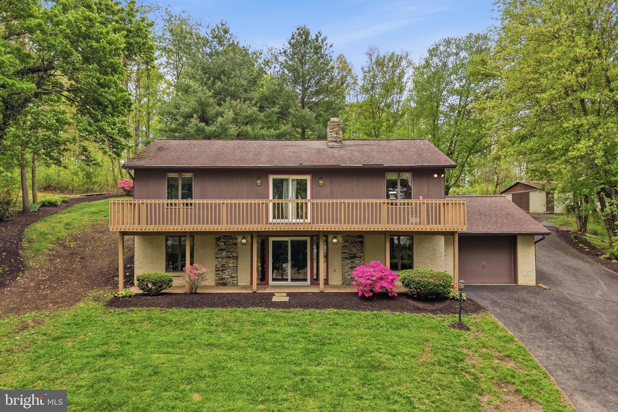 WILLOW ROCK - Residential