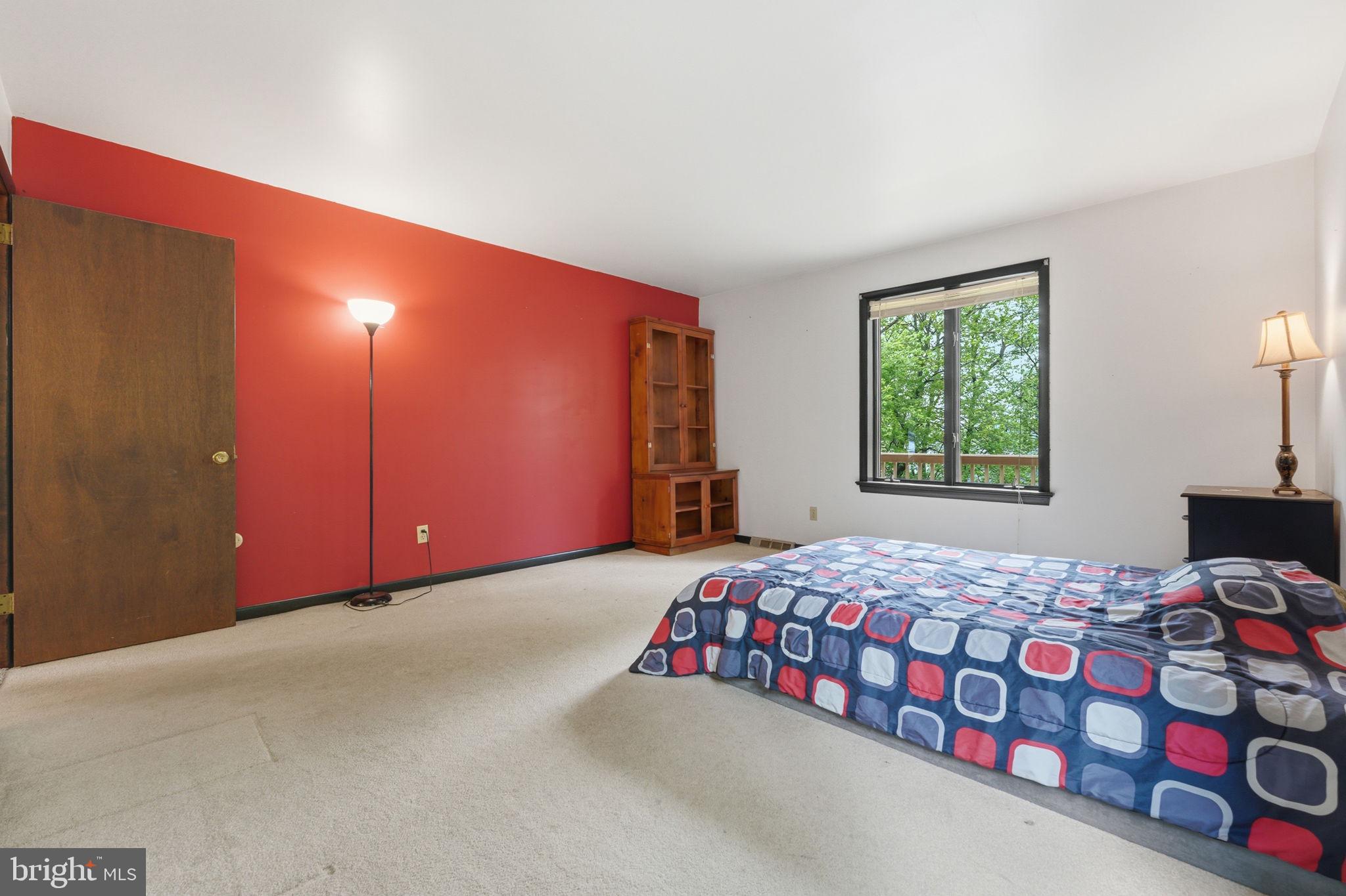 WILLOW ROCK - Residential