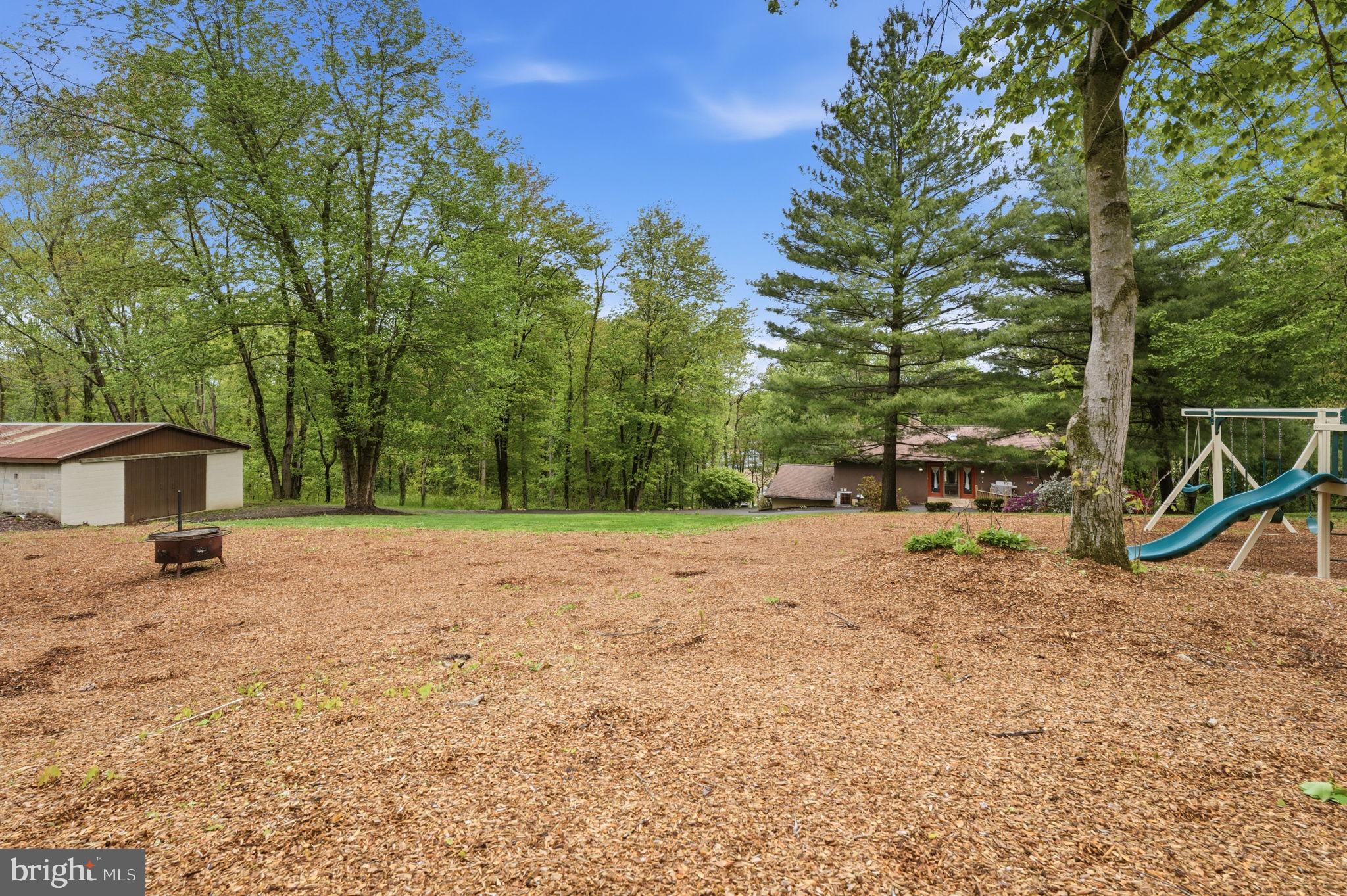 WILLOW ROCK - Residential
