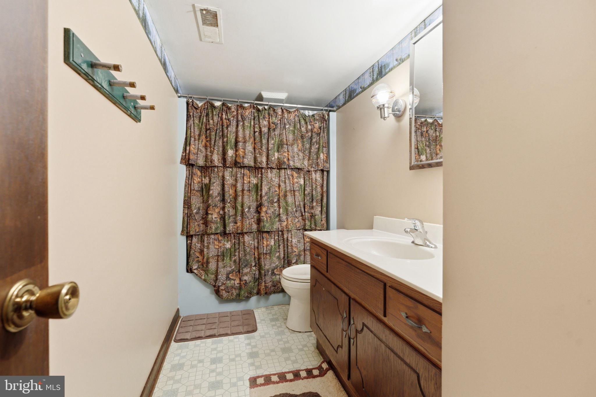 WILLOW ROCK - Residential