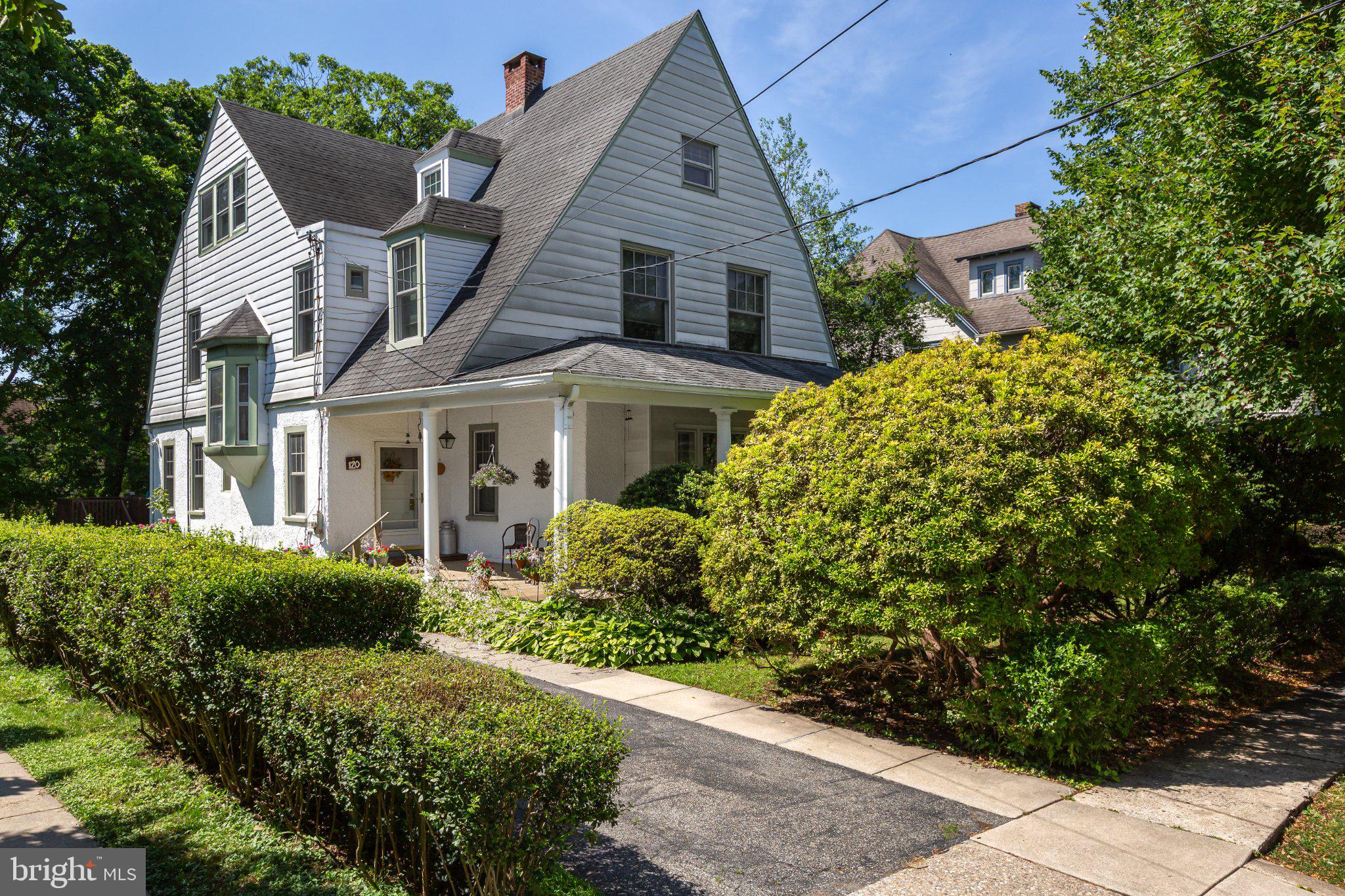 120 WOODSIDE AVENUE