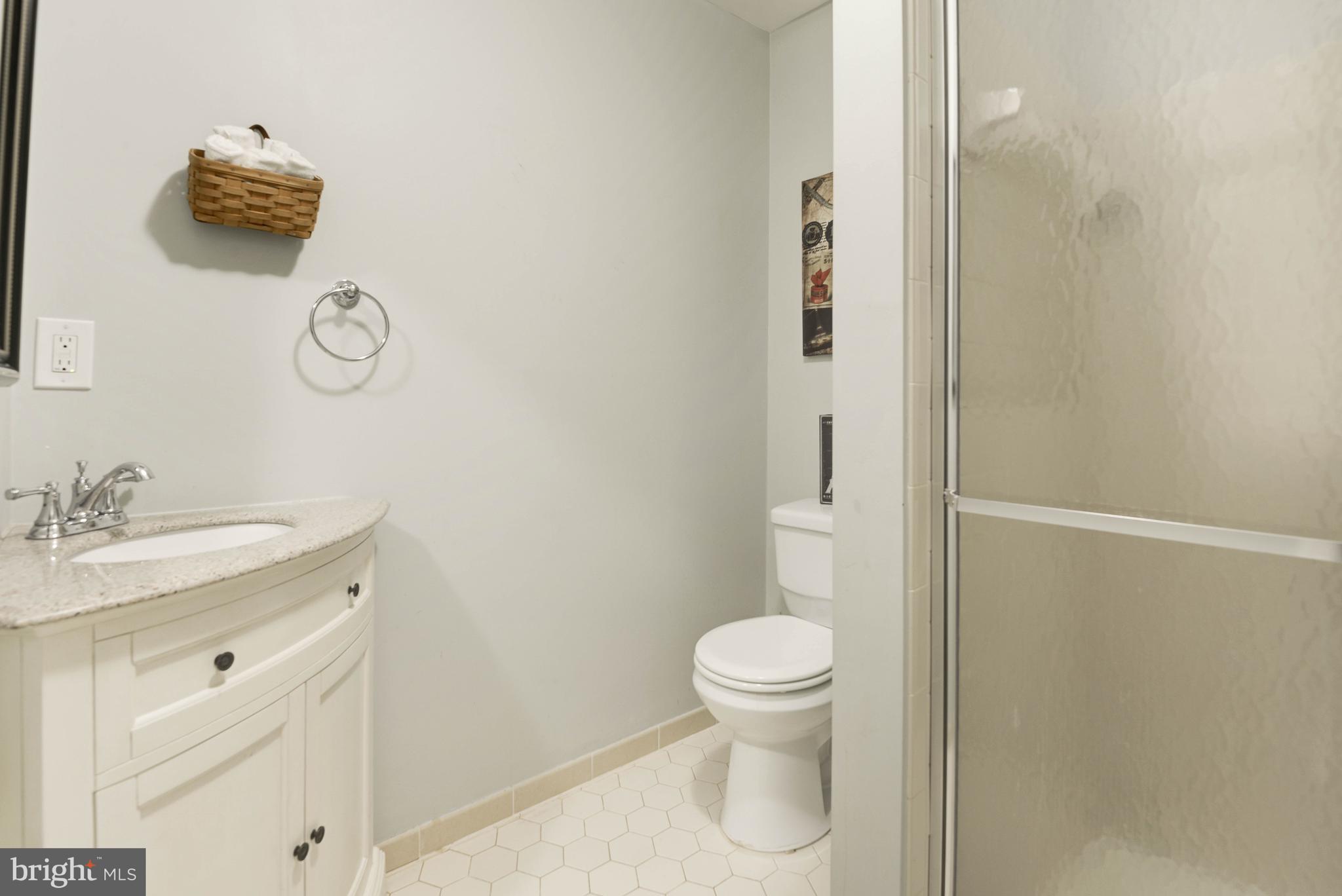 FOX HUNT RUN - Residential