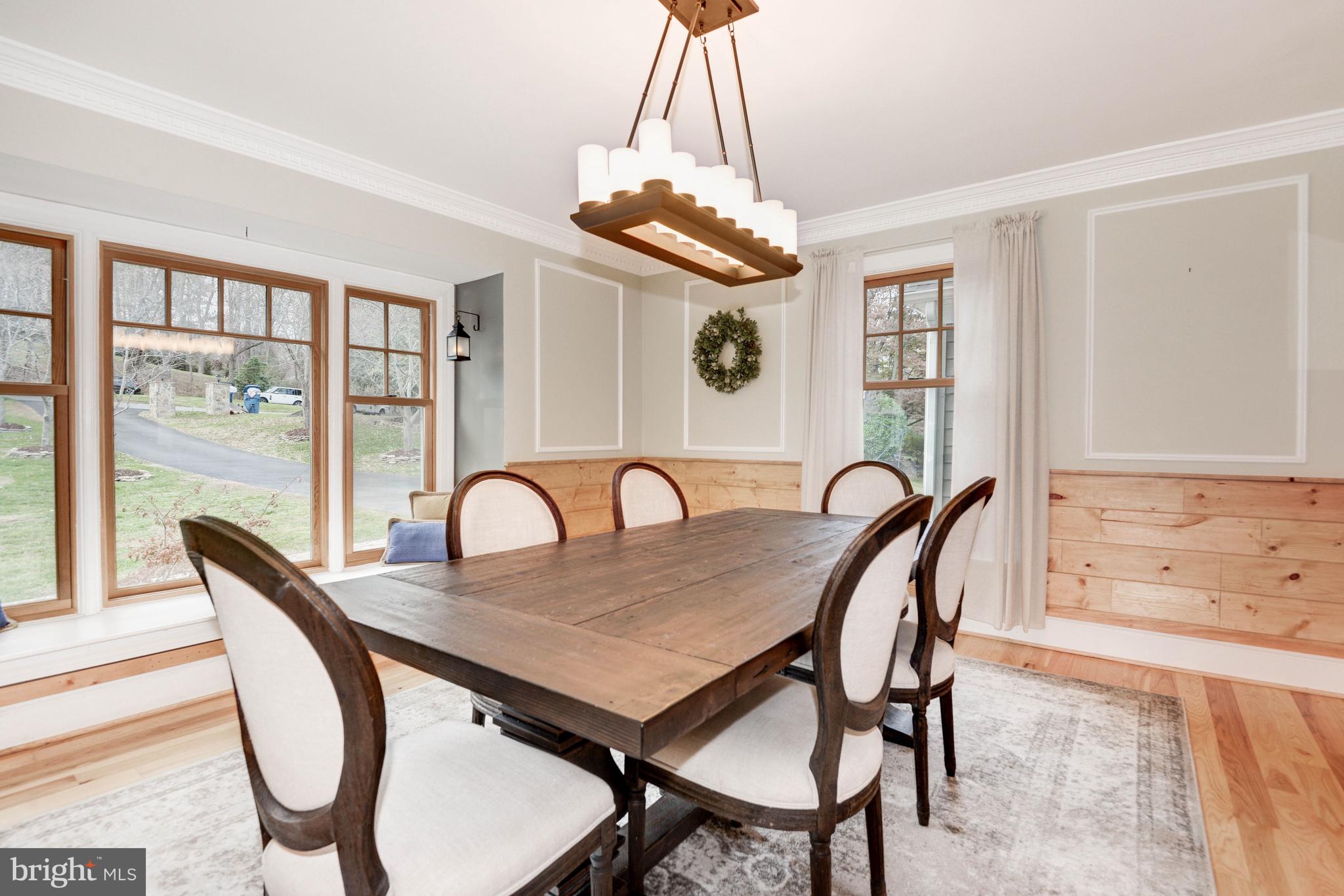 FOX HUNT RUN - Residential