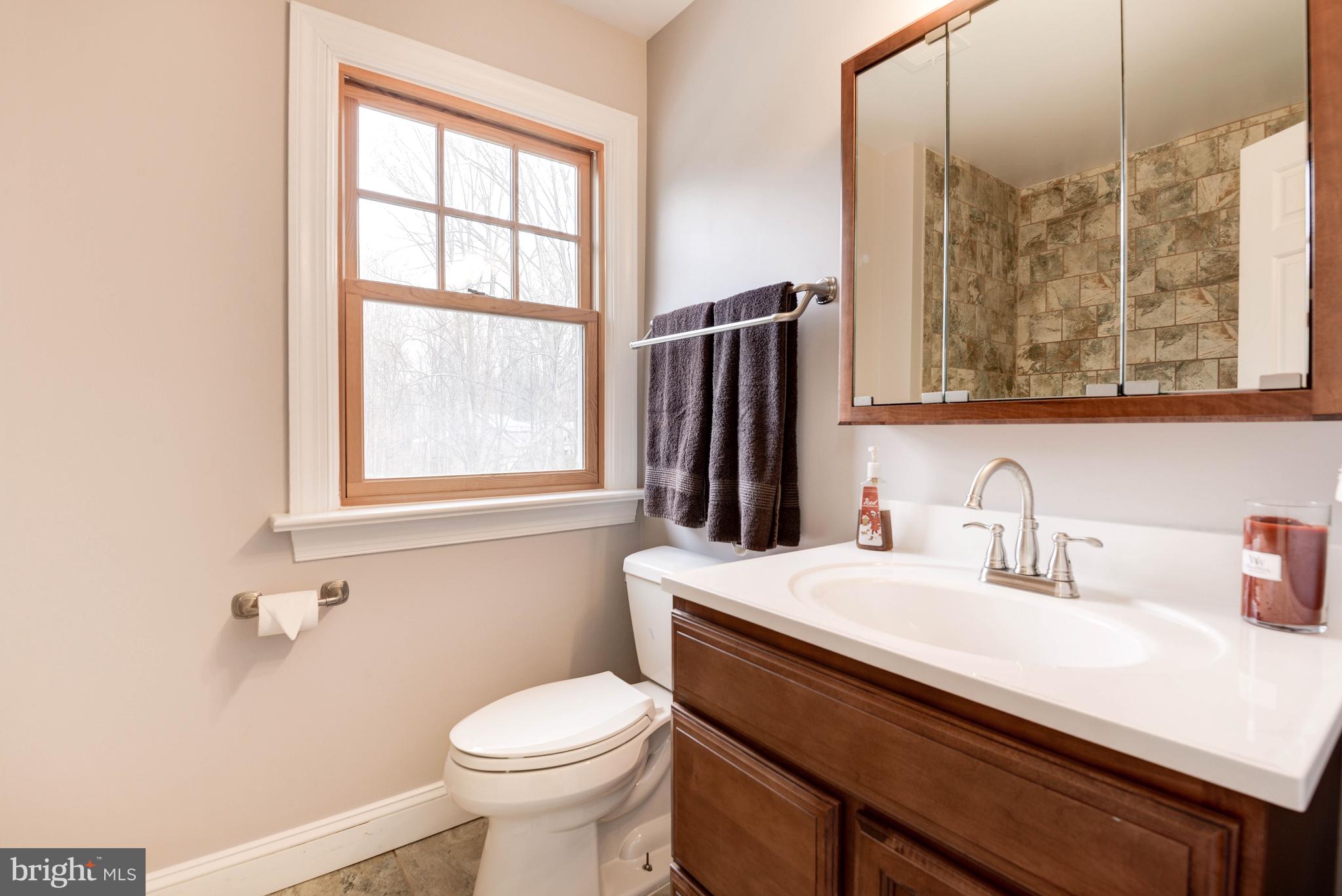 FOX HUNT RUN - Residential