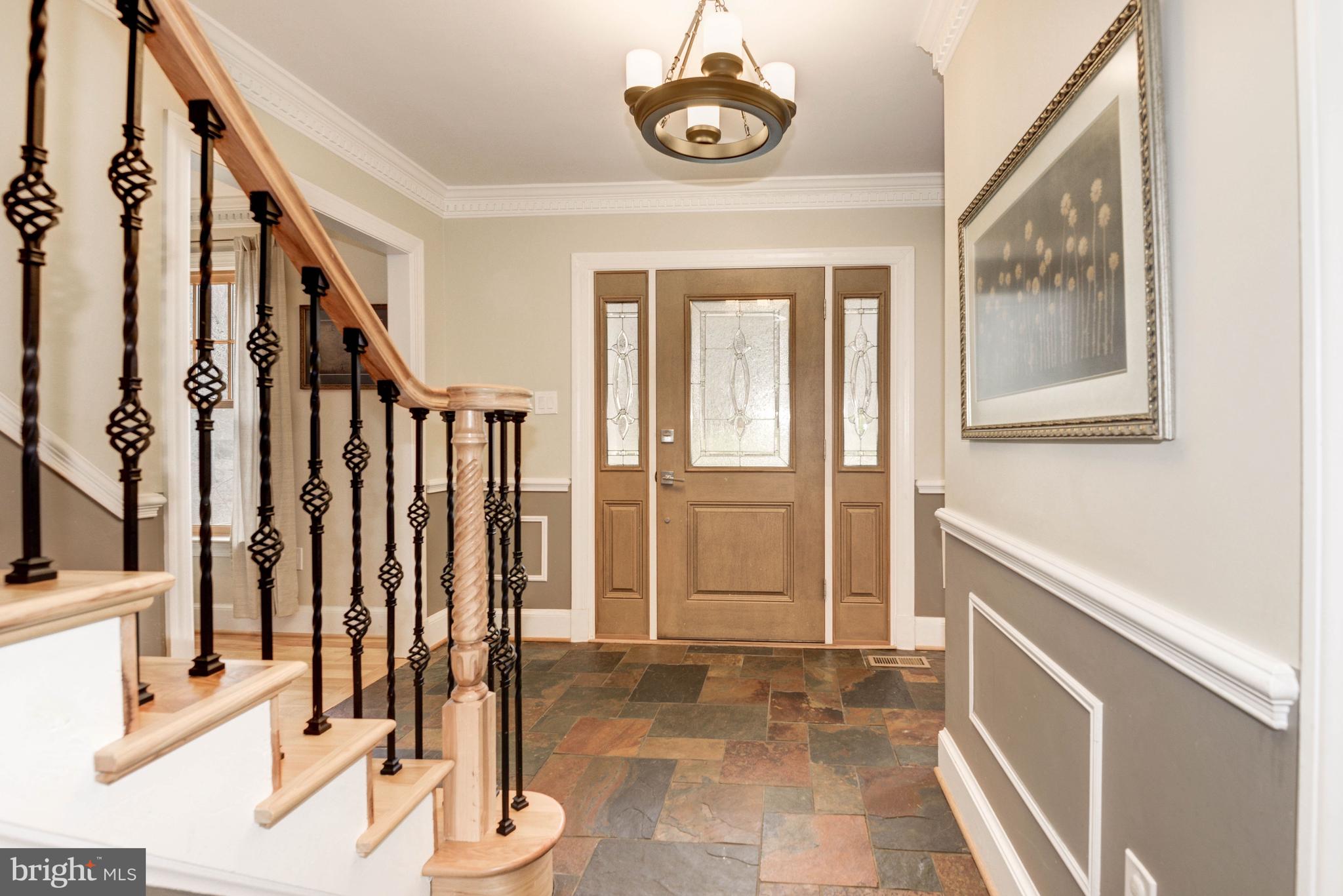 FOX HUNT RUN - Residential