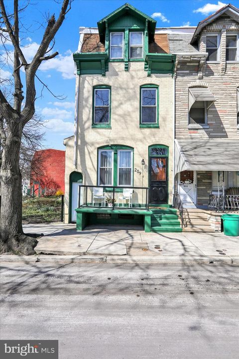 Photo of 209 Franklin Street, READING, PA 19602 (MLS # PABK2070172)