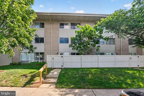 Photo of 104 Birch Street #A-3, FALLS CHURCH, VA 22046 (MLS # VAFA2003834)