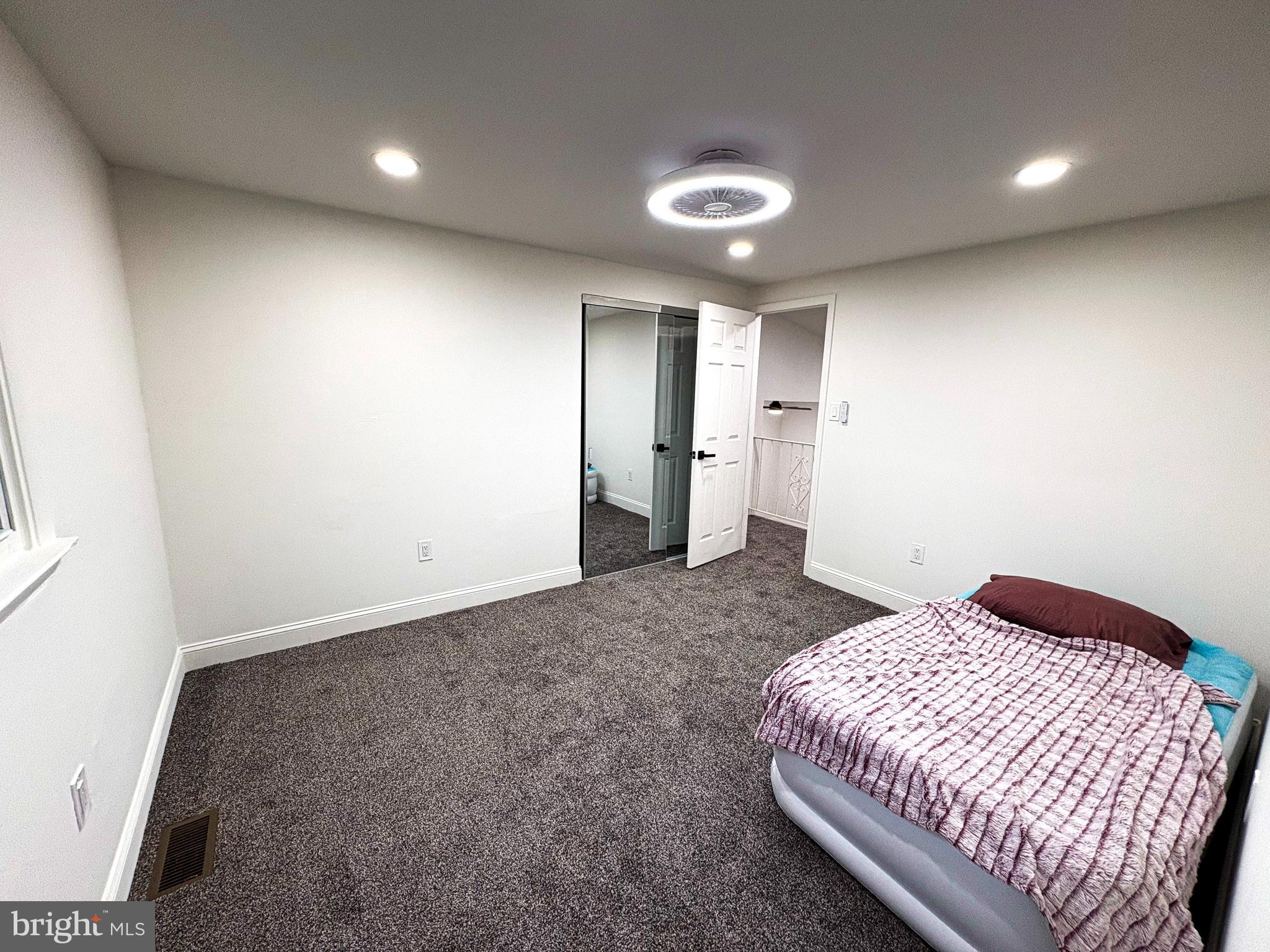 ELMWOOD TERR - Residential