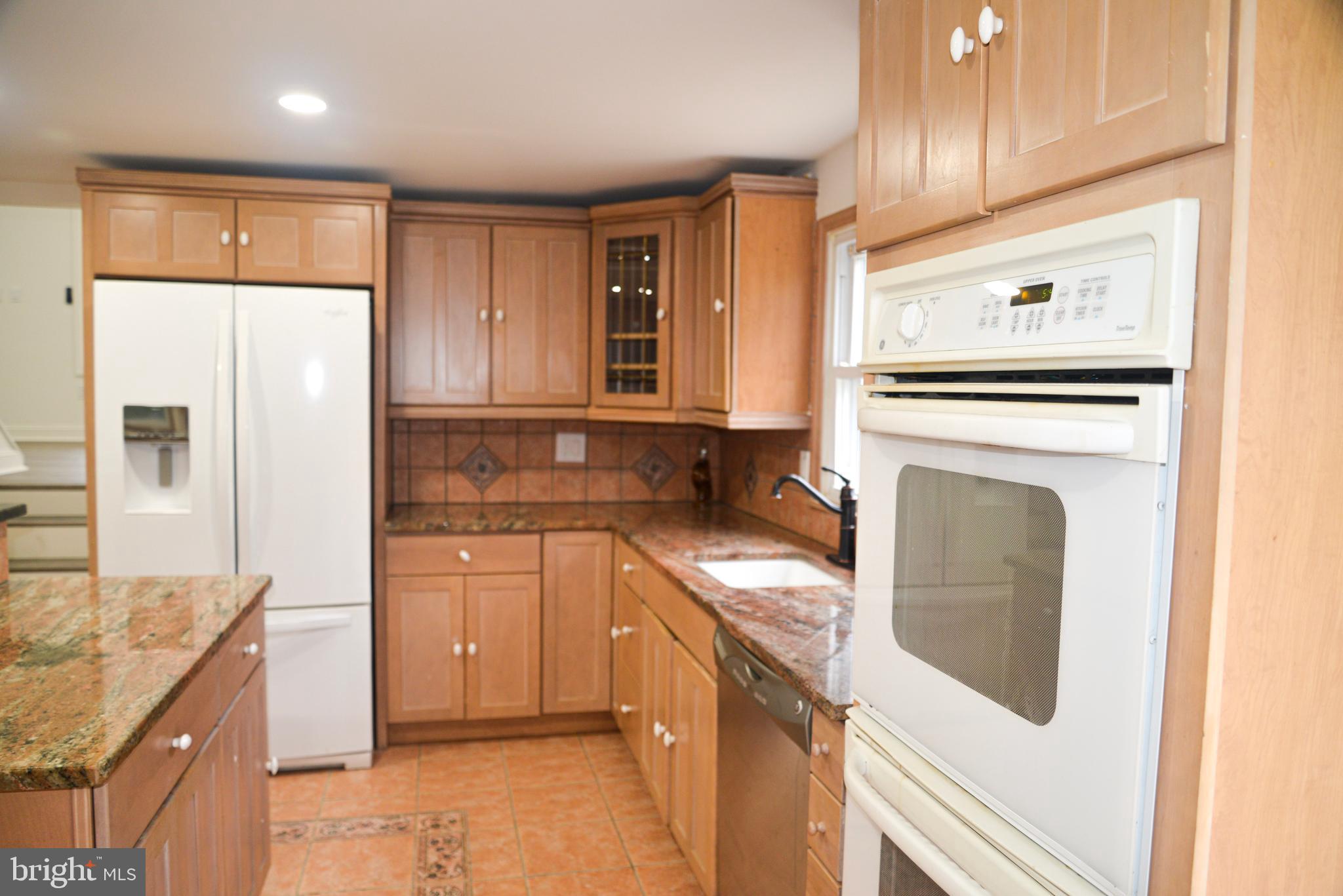 ELMWOOD TERR - Residential