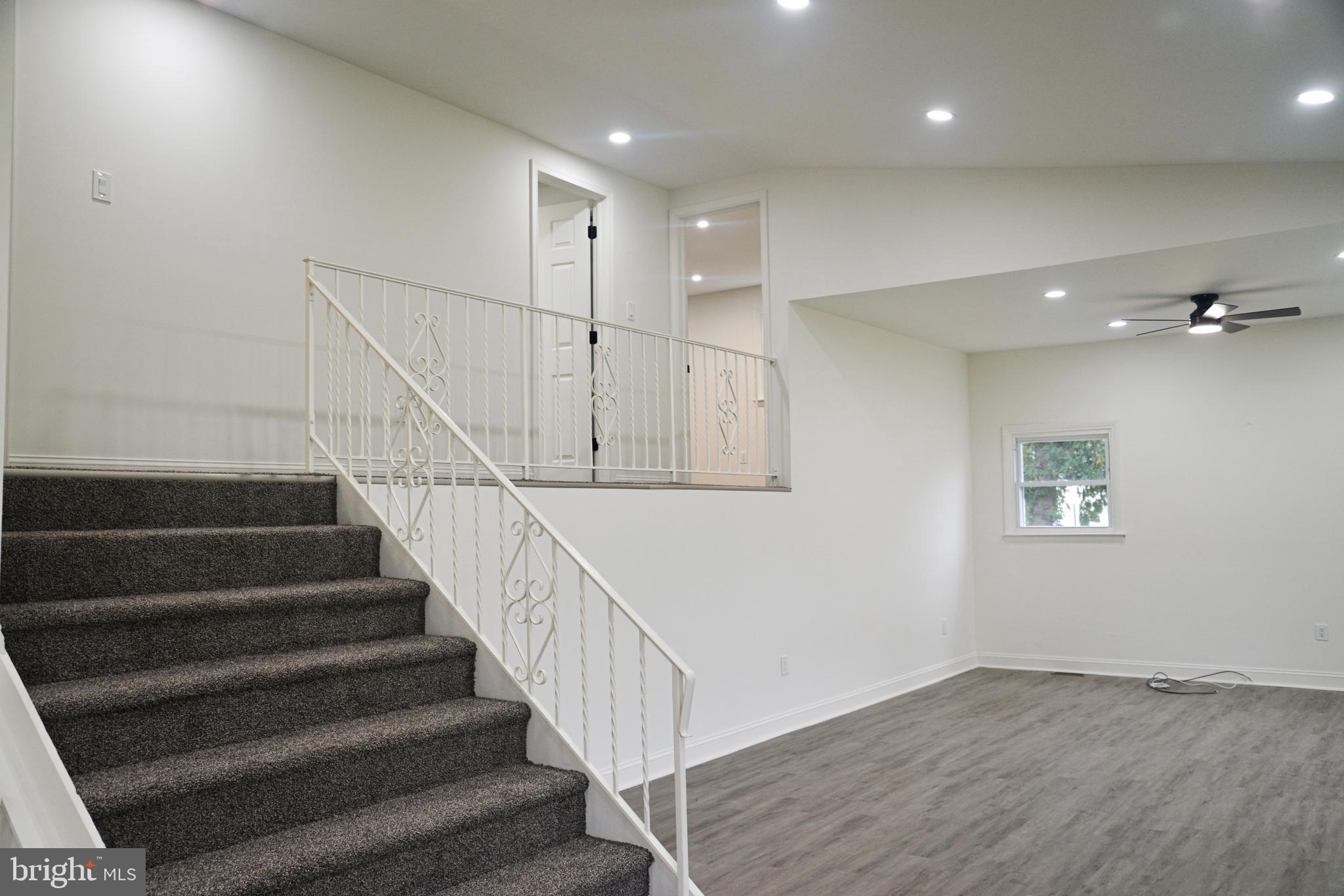 ELMWOOD TERR - Residential