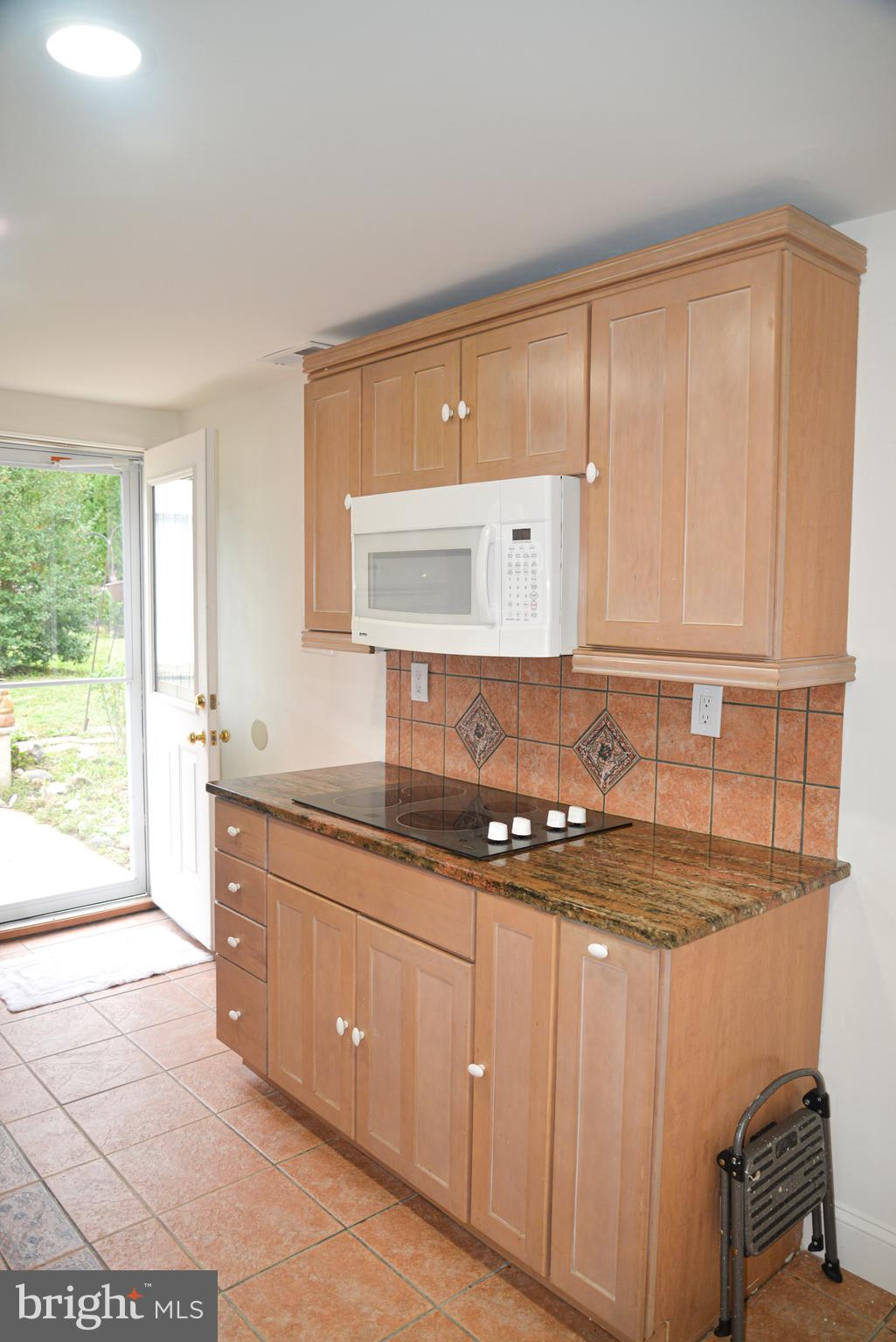 ELMWOOD TERR - Residential