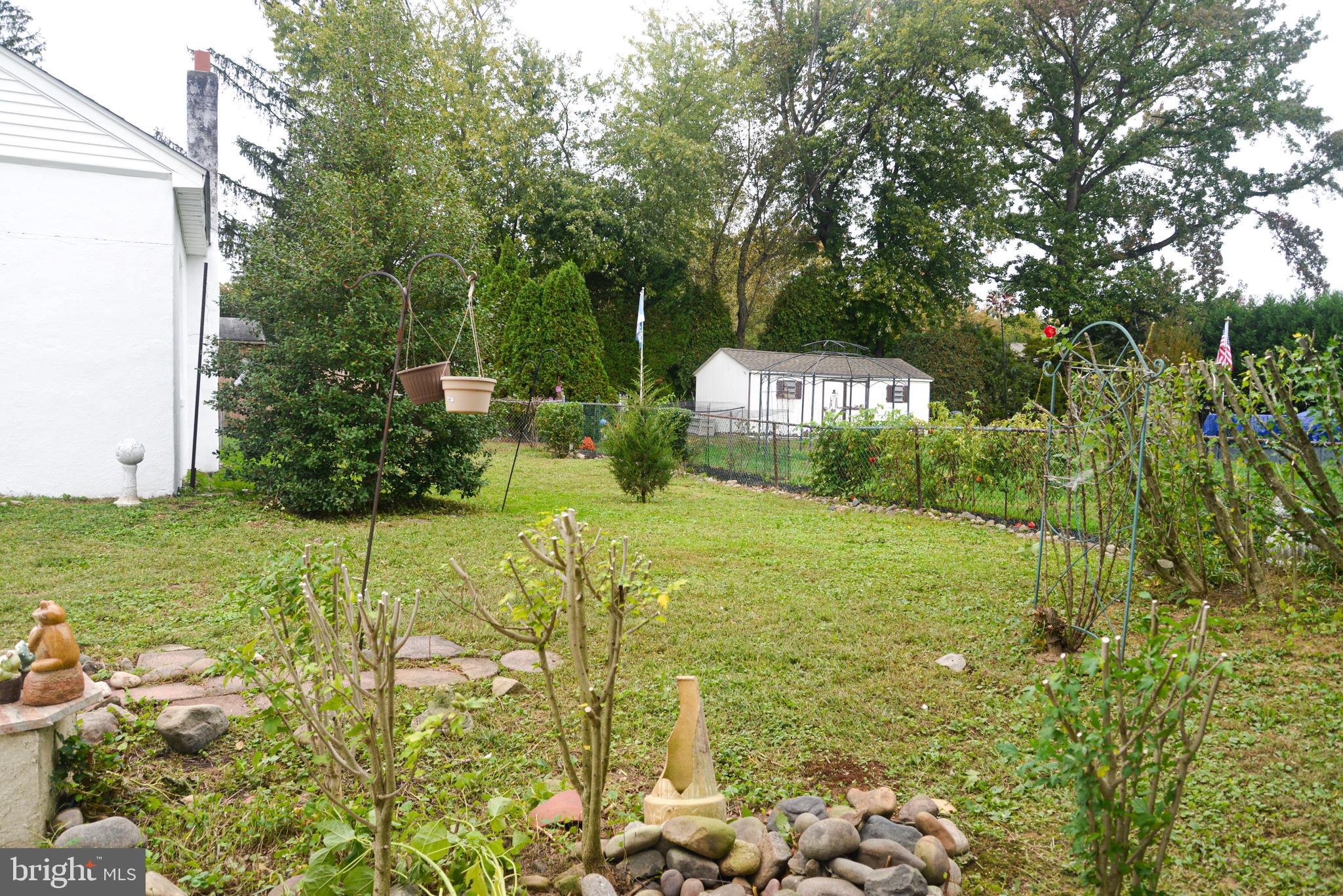 ELMWOOD TERR - Residential