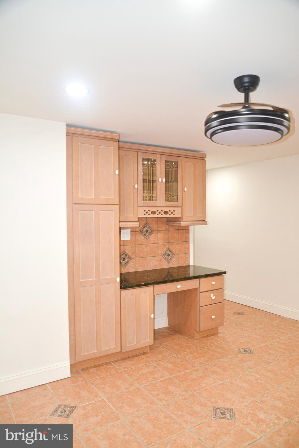 ELMWOOD TERR - Residential