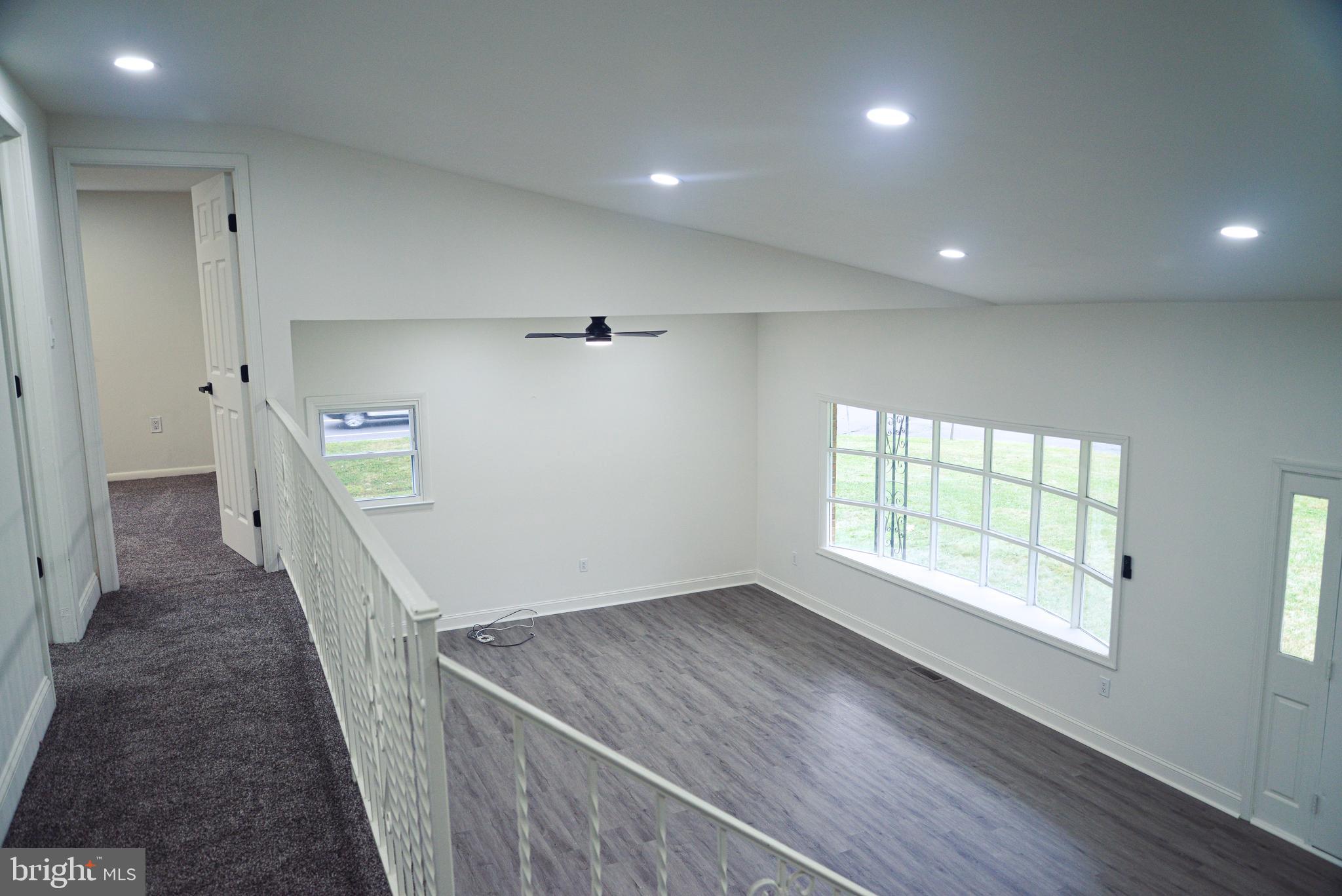 ELMWOOD TERR - Residential