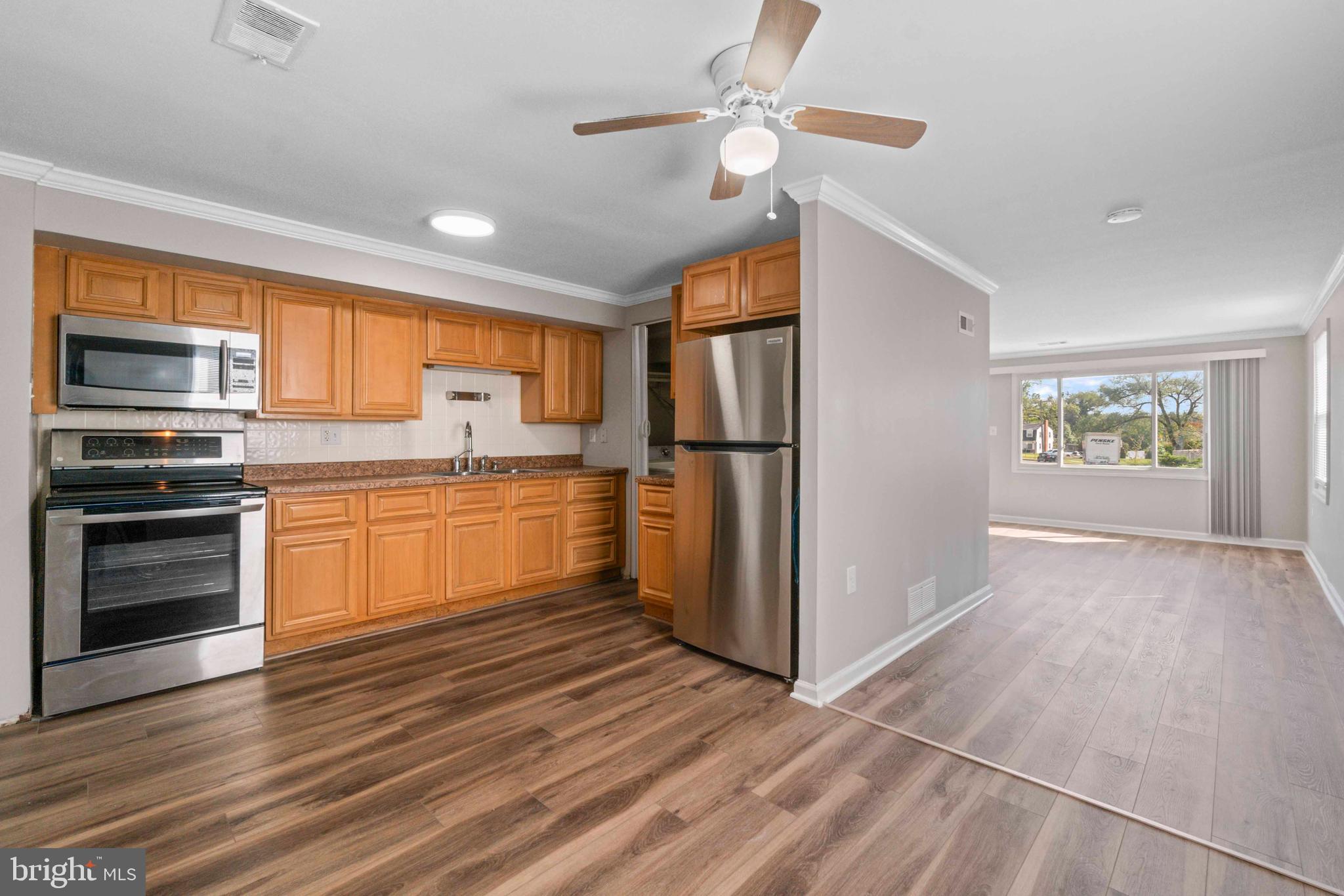 PARKSIDE HEIGHTS - Residential Lease
