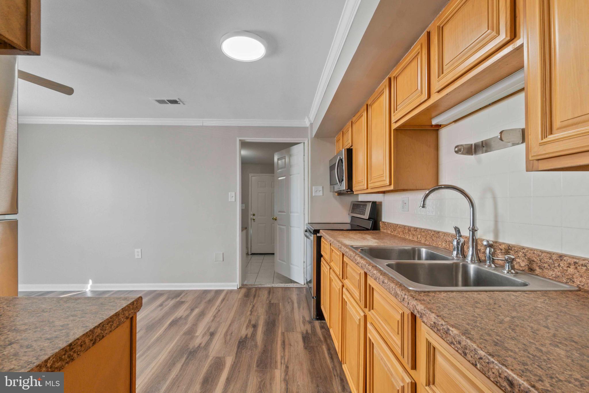 PARKSIDE HEIGHTS - Residential Lease
