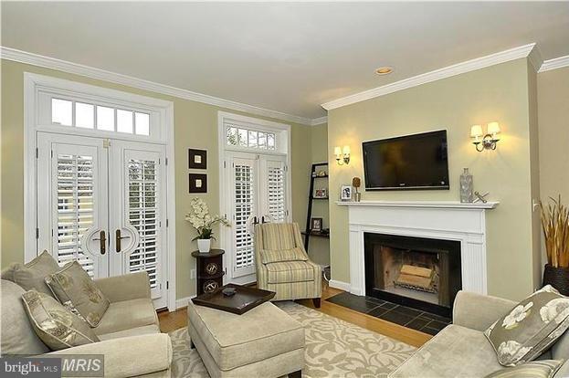 KINGS ROWE - Residential Lease