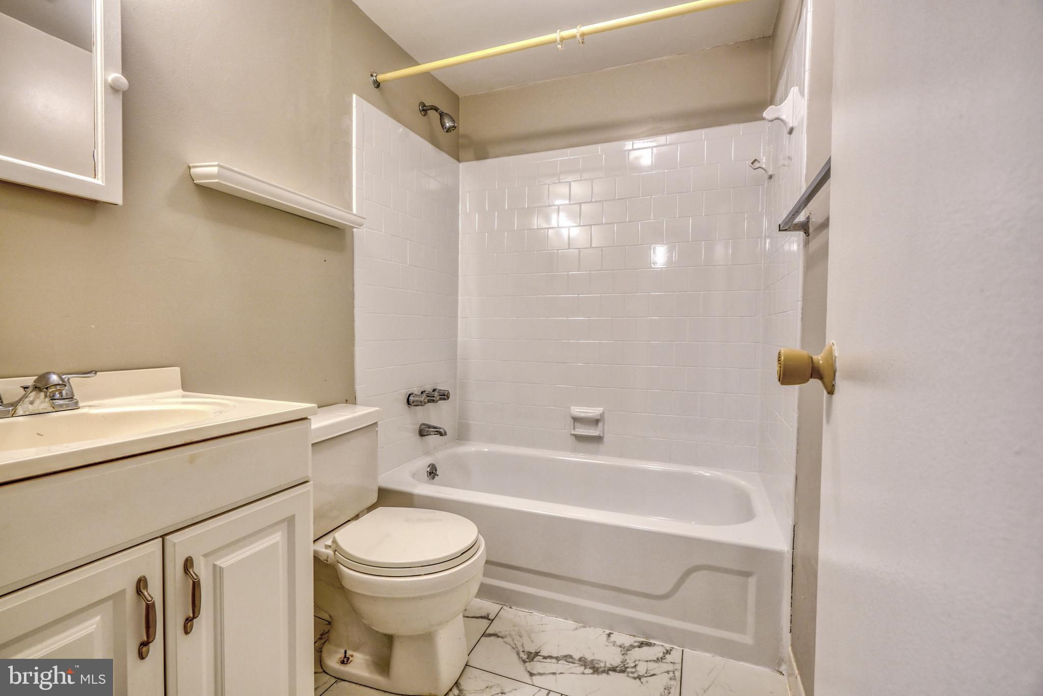 BELMONT SOUTH - Residential Lease