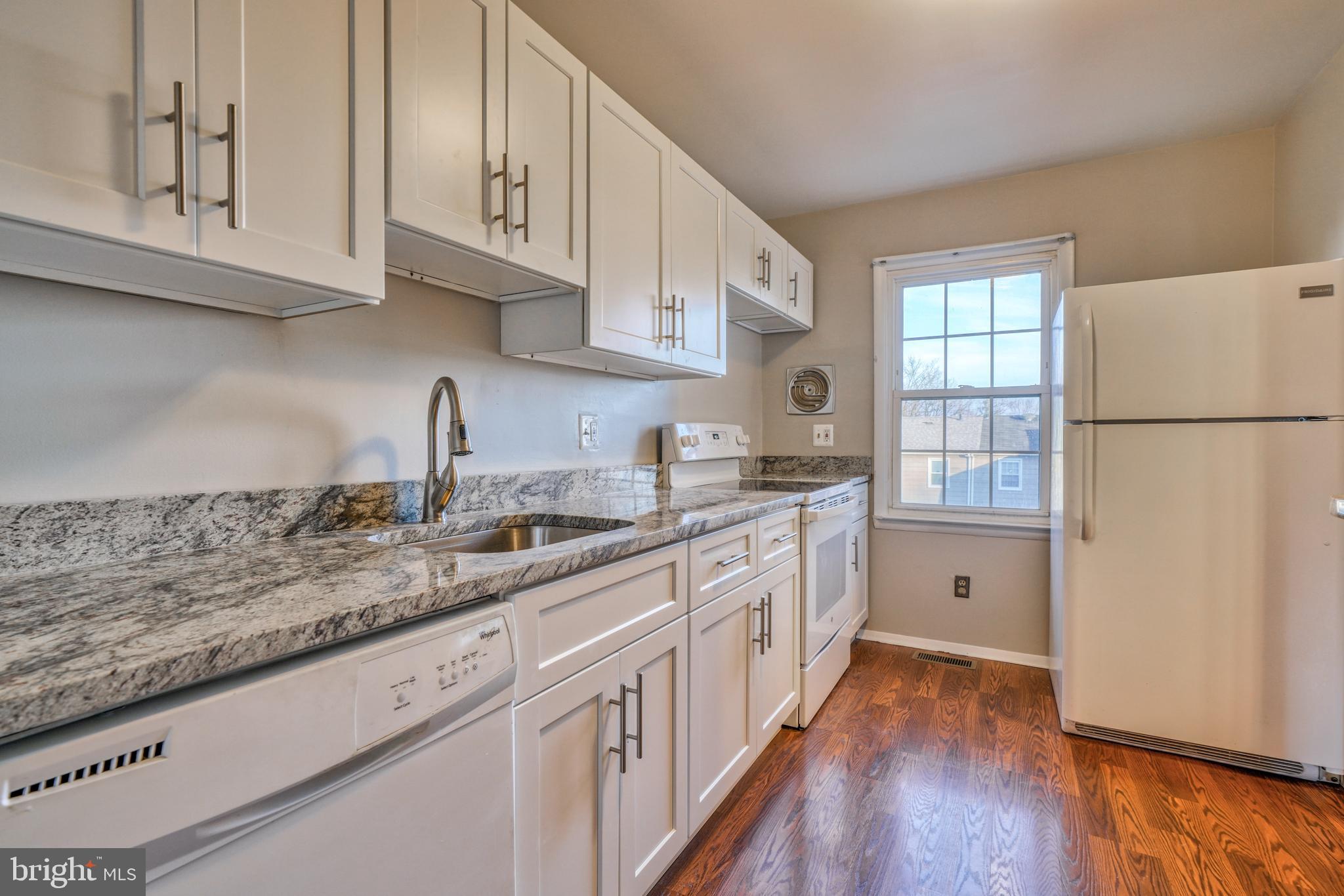 BELMONT SOUTH - Residential Lease