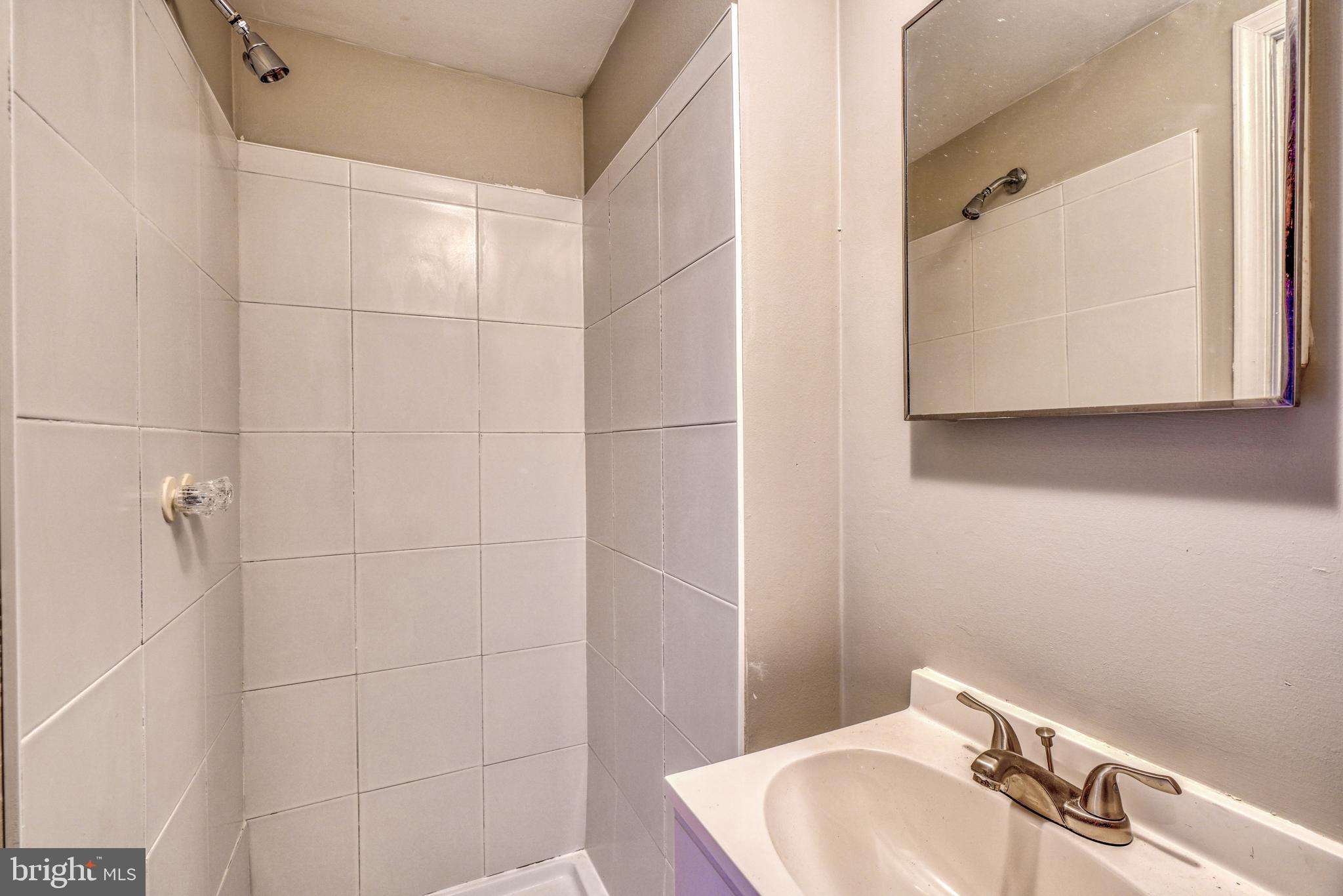 BELMONT SOUTH - Residential Lease