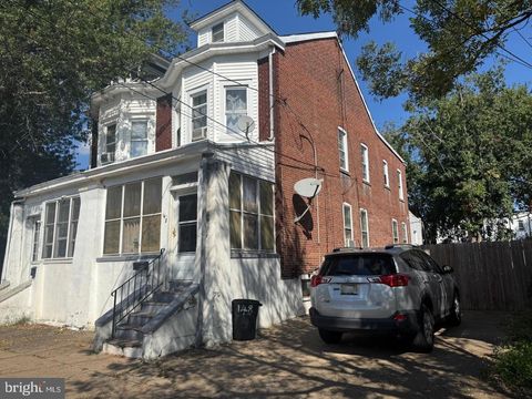 Townhouse For Sale - 148 Randall Avenue<br/> TRENTON, NJ 08611