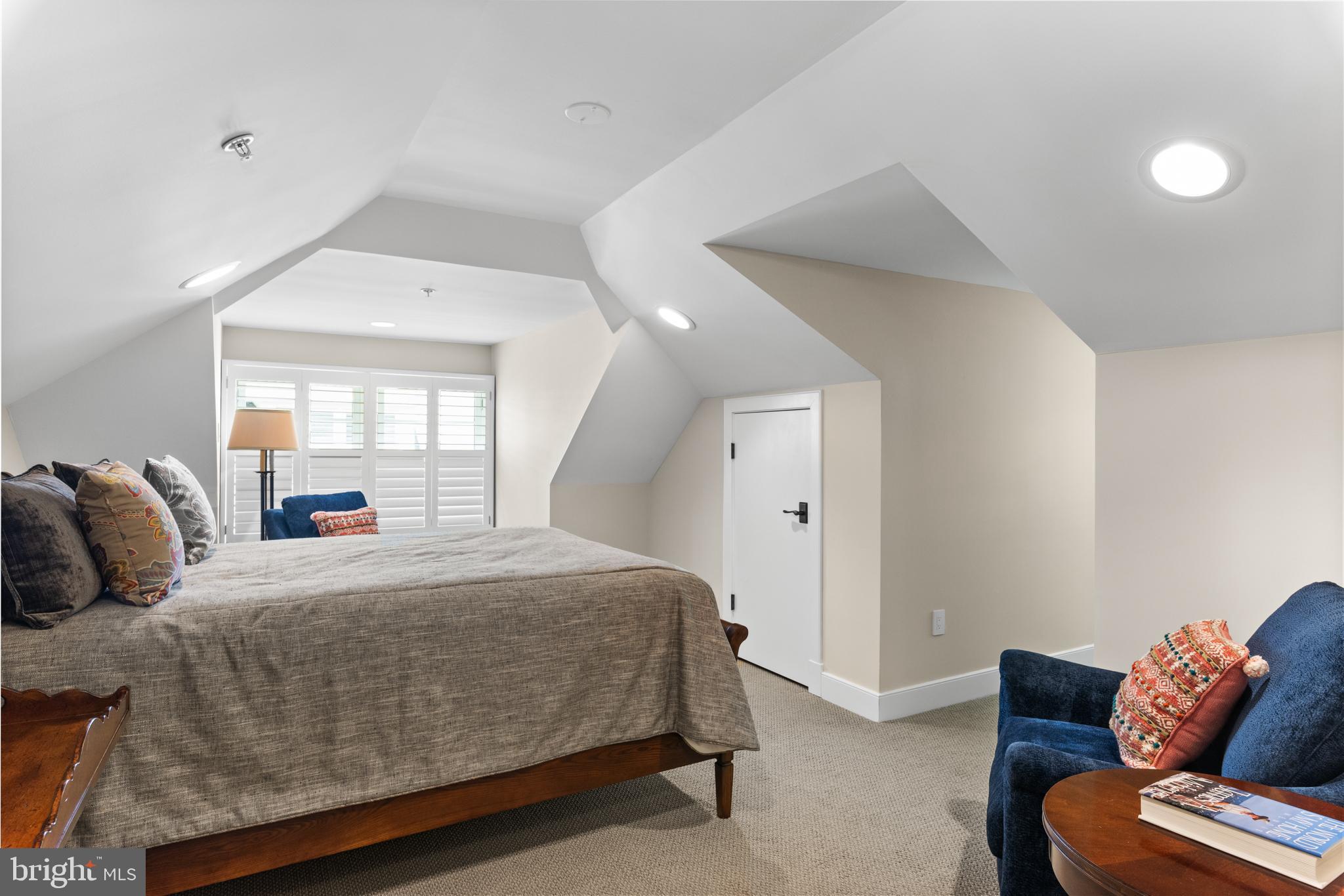 HISTORIC DISTRICT - Residential