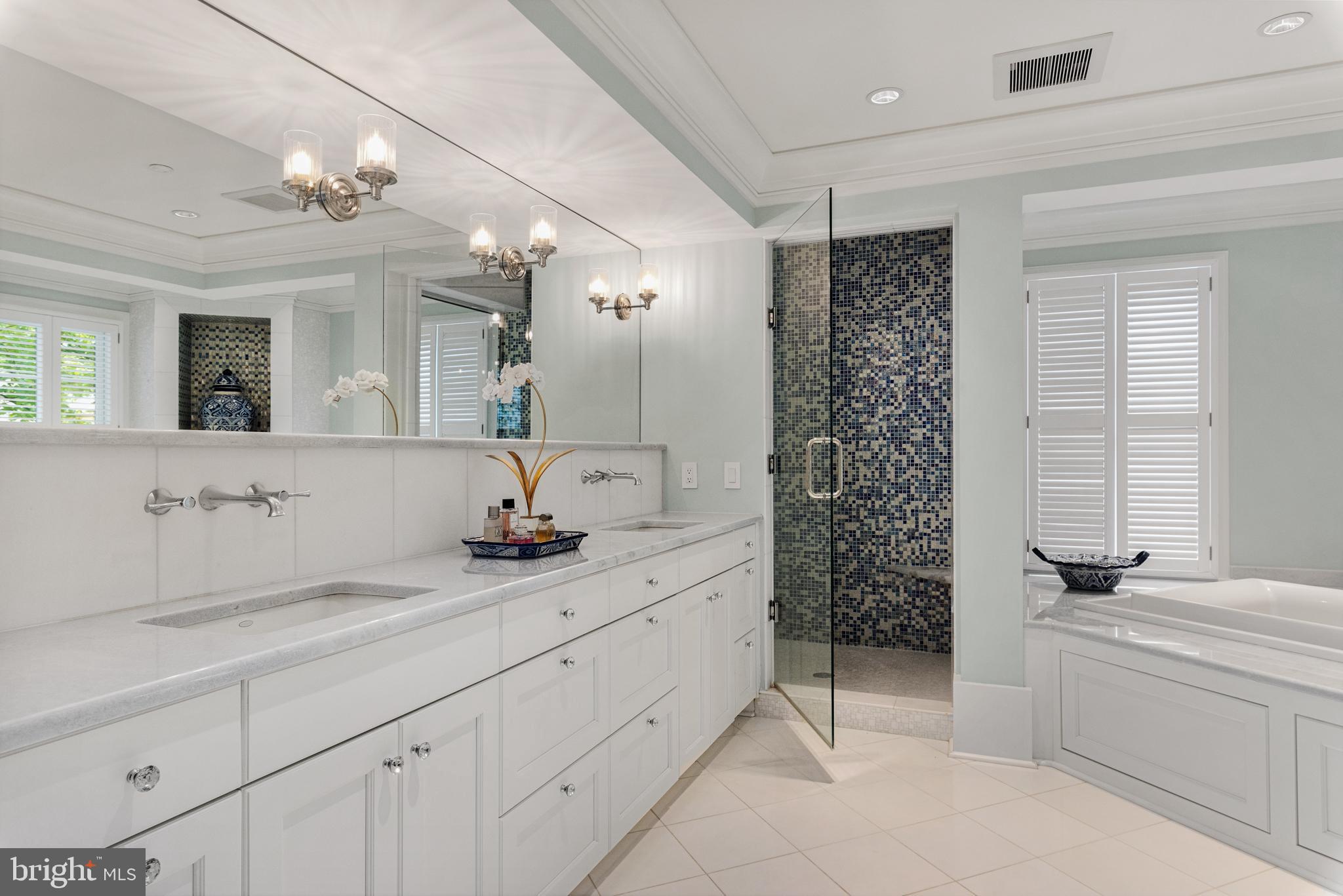 HISTORIC DISTRICT - Residential