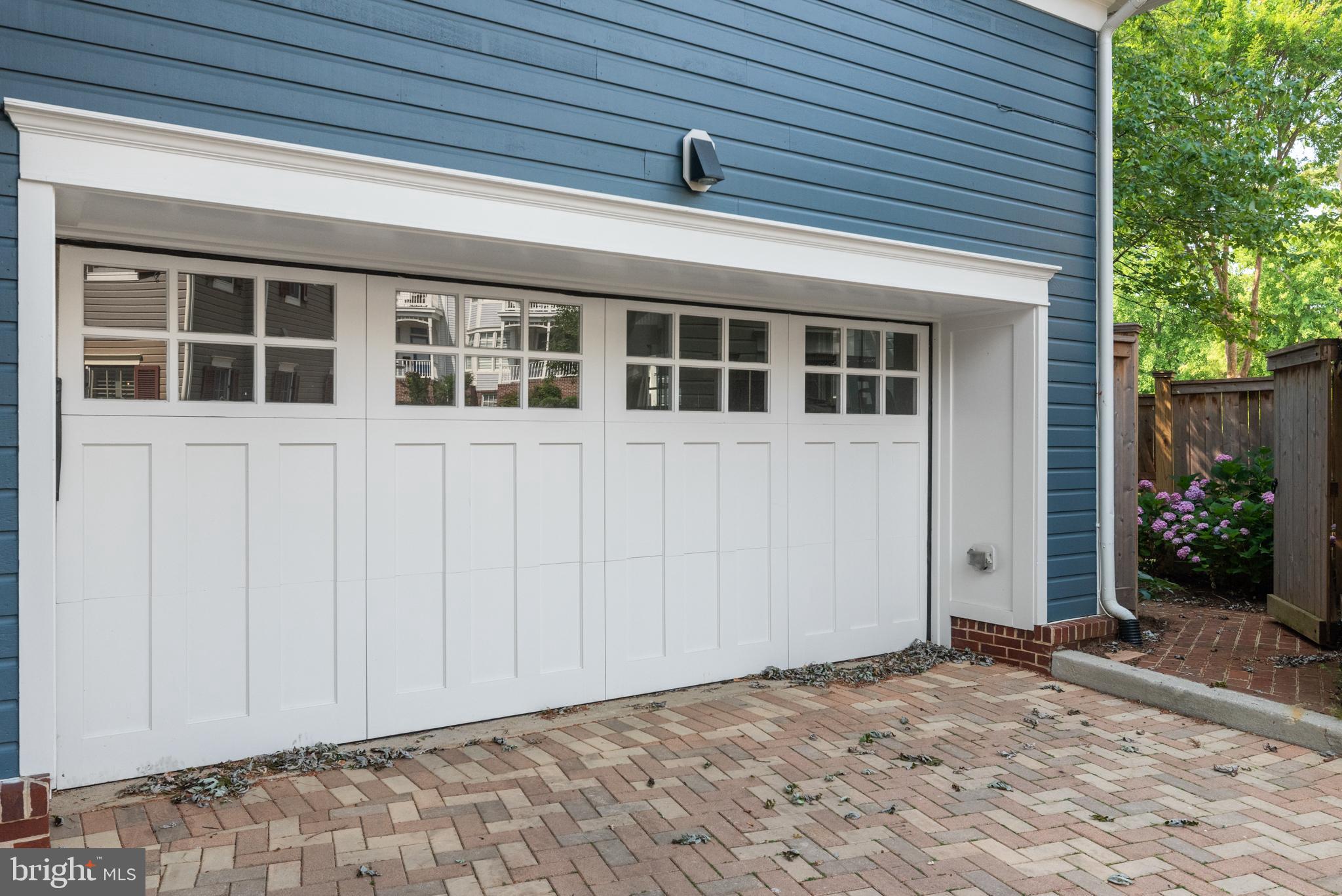 HISTORIC DISTRICT - Residential