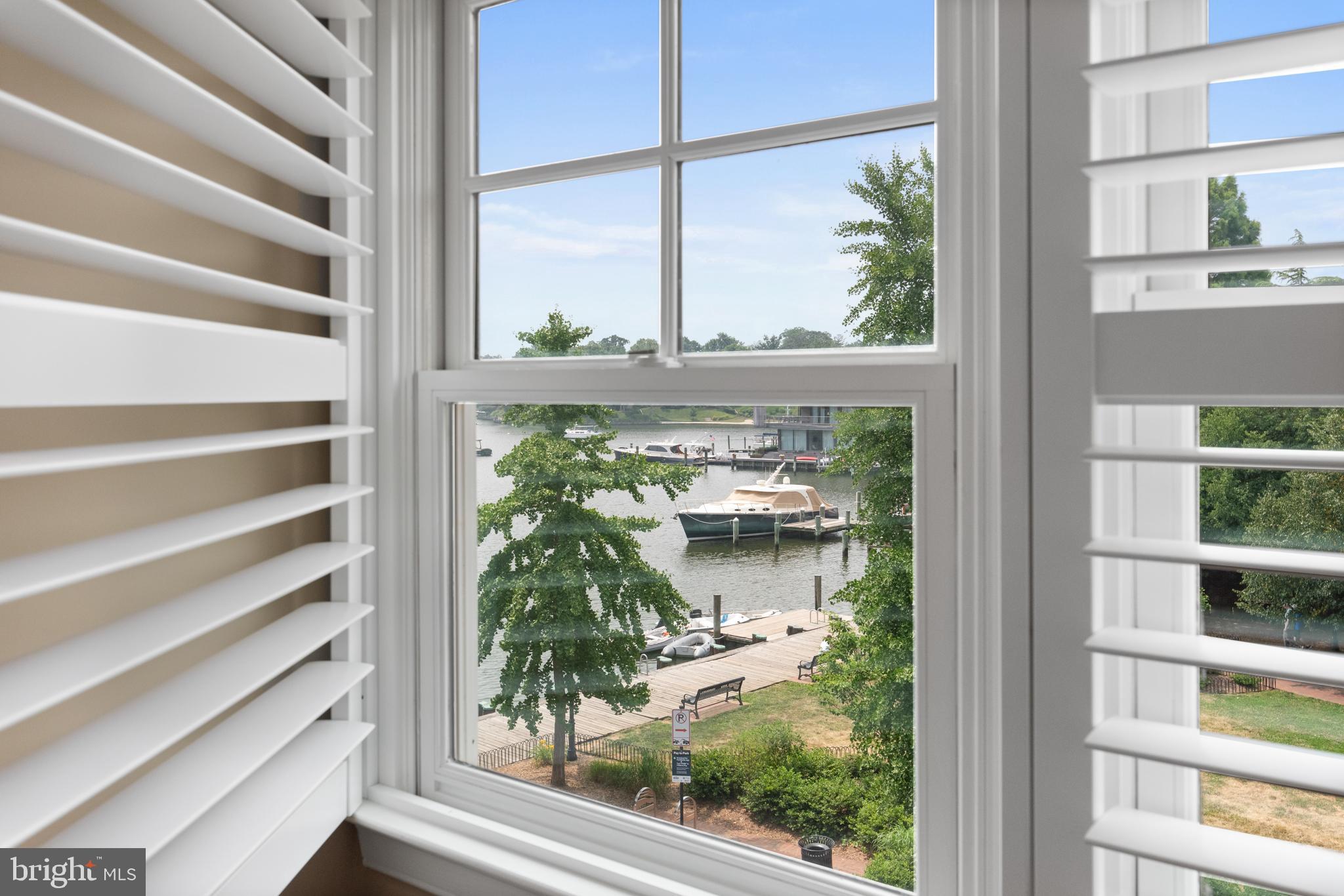 HISTORIC DISTRICT - Residential