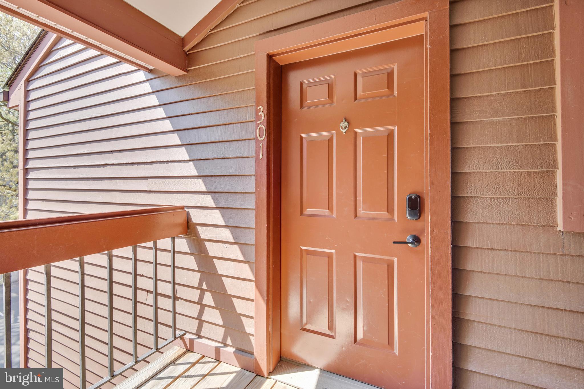 LEE OAKS - Residential